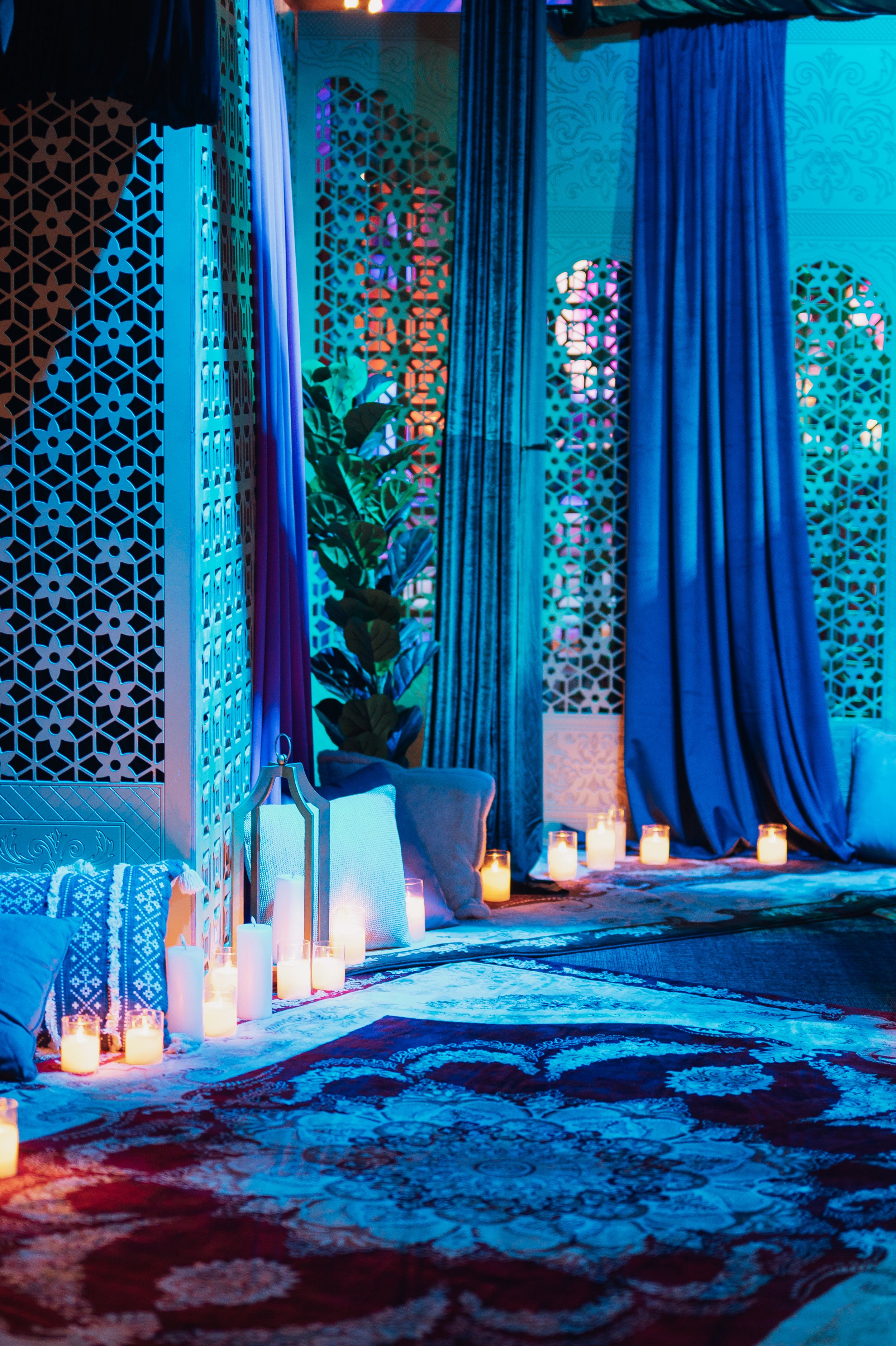 Luxe Arabian Night's Birthday Party in Las Vegas.  Luxury Event Planner Andrea Eppolito.  Images be MESUS Studio.