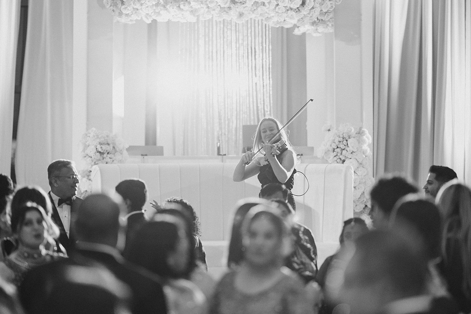 Live violinist at luxe Indian Wedding in Las Vegas