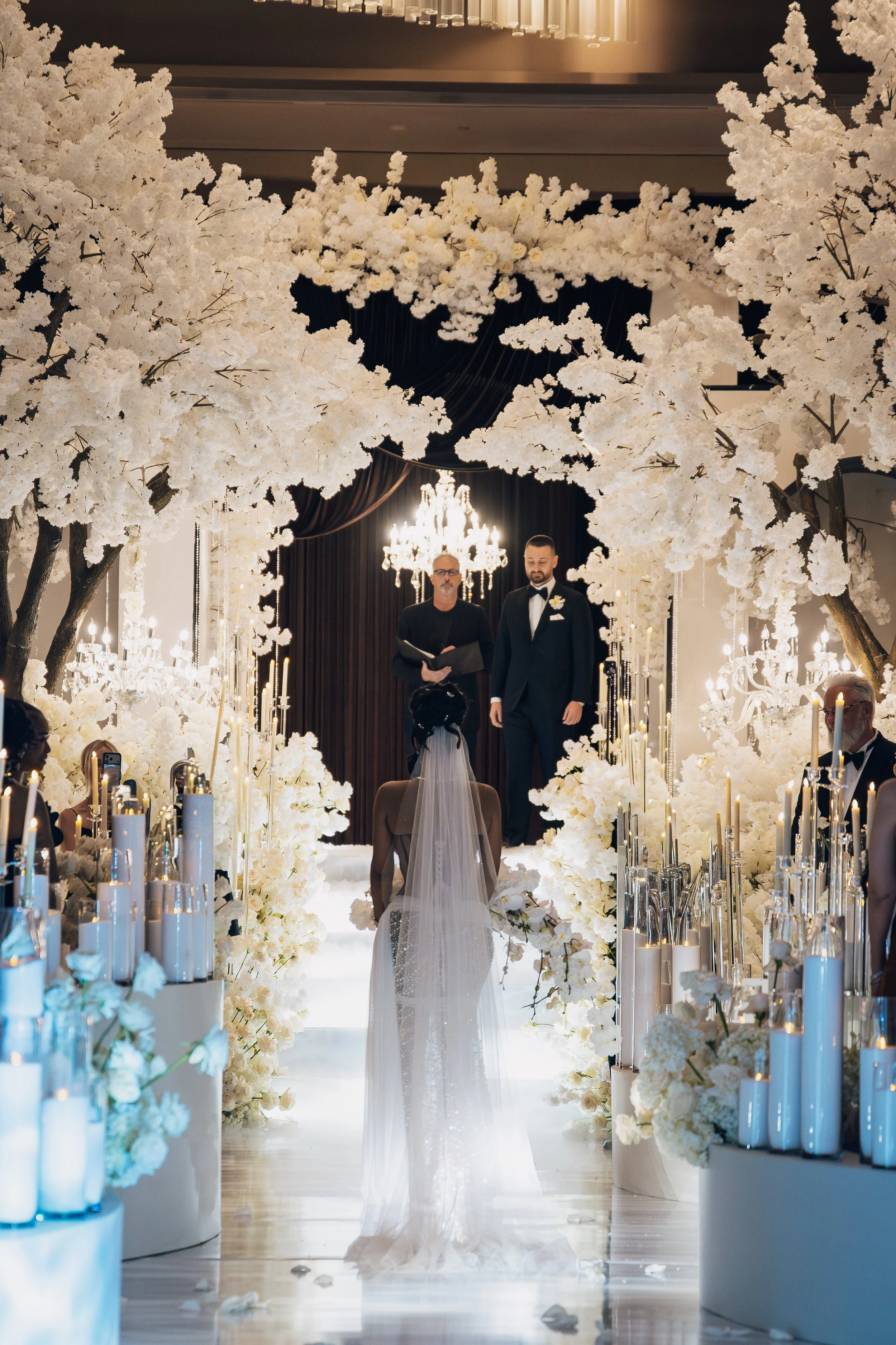 Las Vegas Destination Wedding Planner - Zhanae and Will - ZNW_5104.jpg