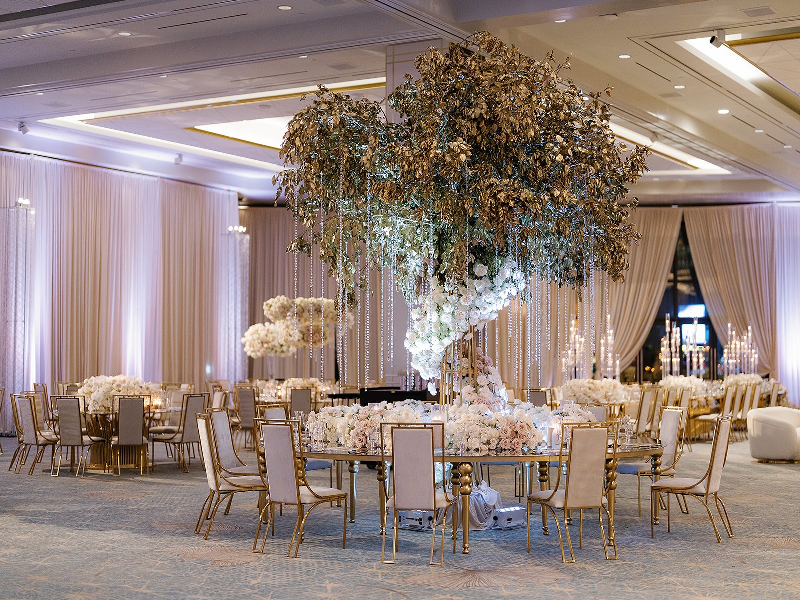 tree centerpieces for fairytale wedding reception