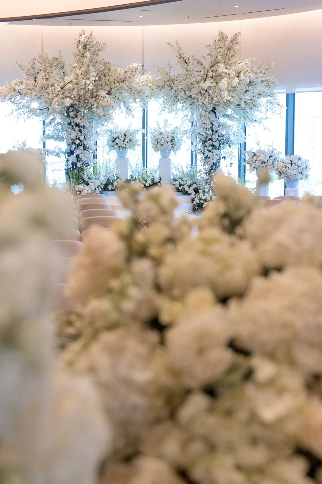 White on white garden wedding in Las Vegas