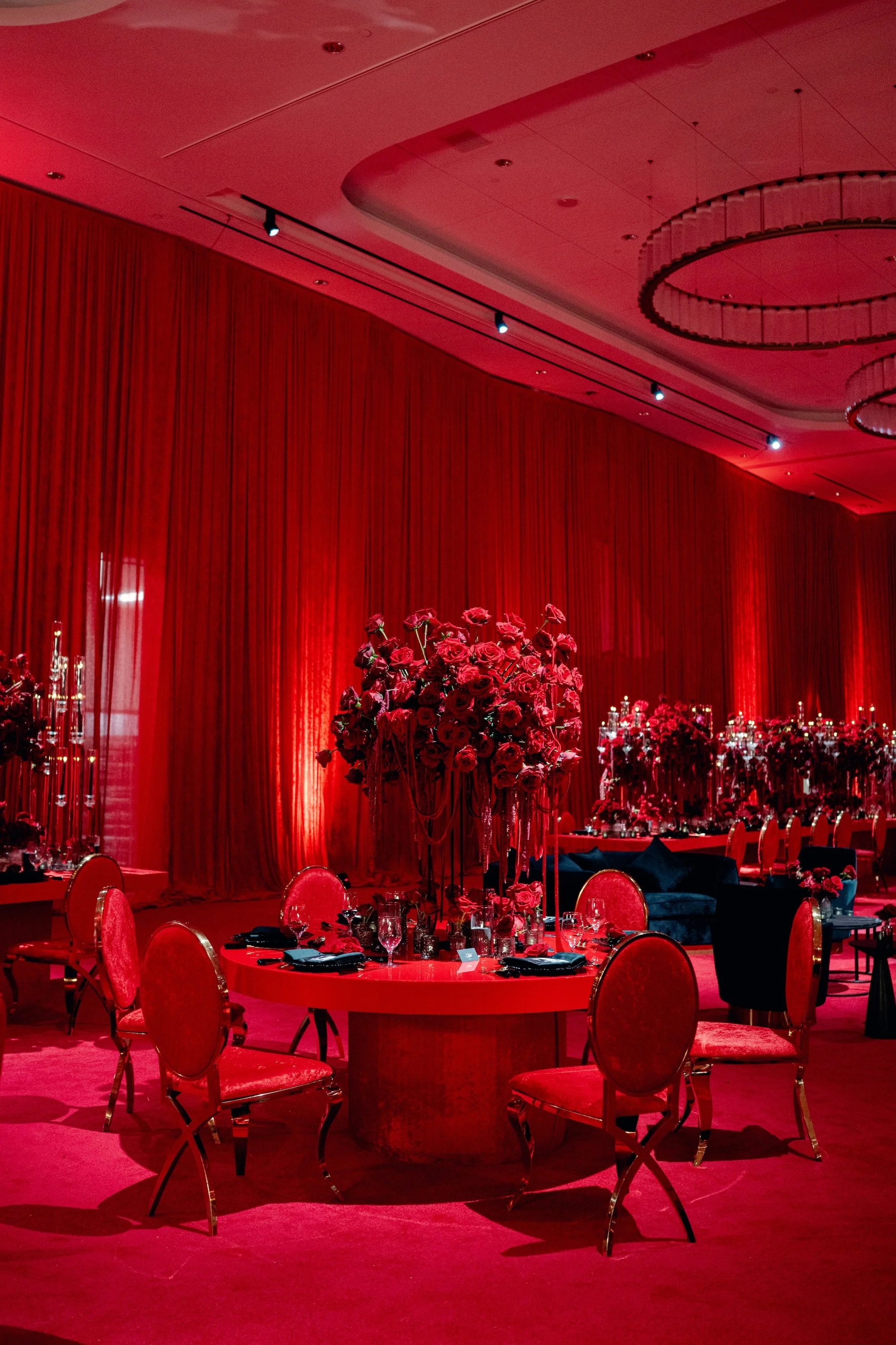 Red and black modern wedding reception at Fontainebleau Las Vegas.  Luxury Las Vegas Wedding Planner Andrea Eppolito.