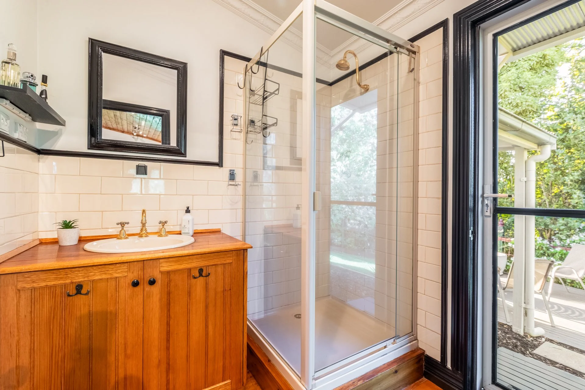 465 Macclesfield Rd - G-W-33.jpg