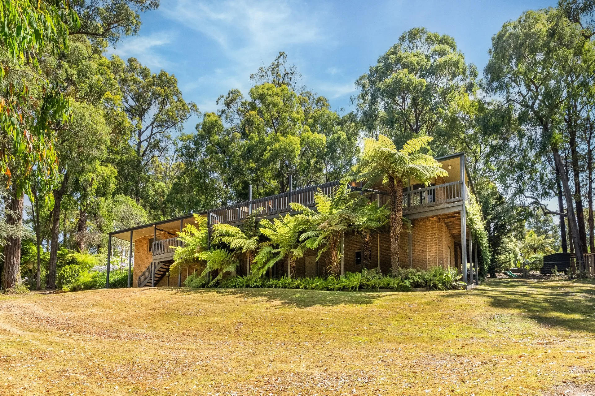 6 Wattle Crt Emerald - G-W-44.jpg