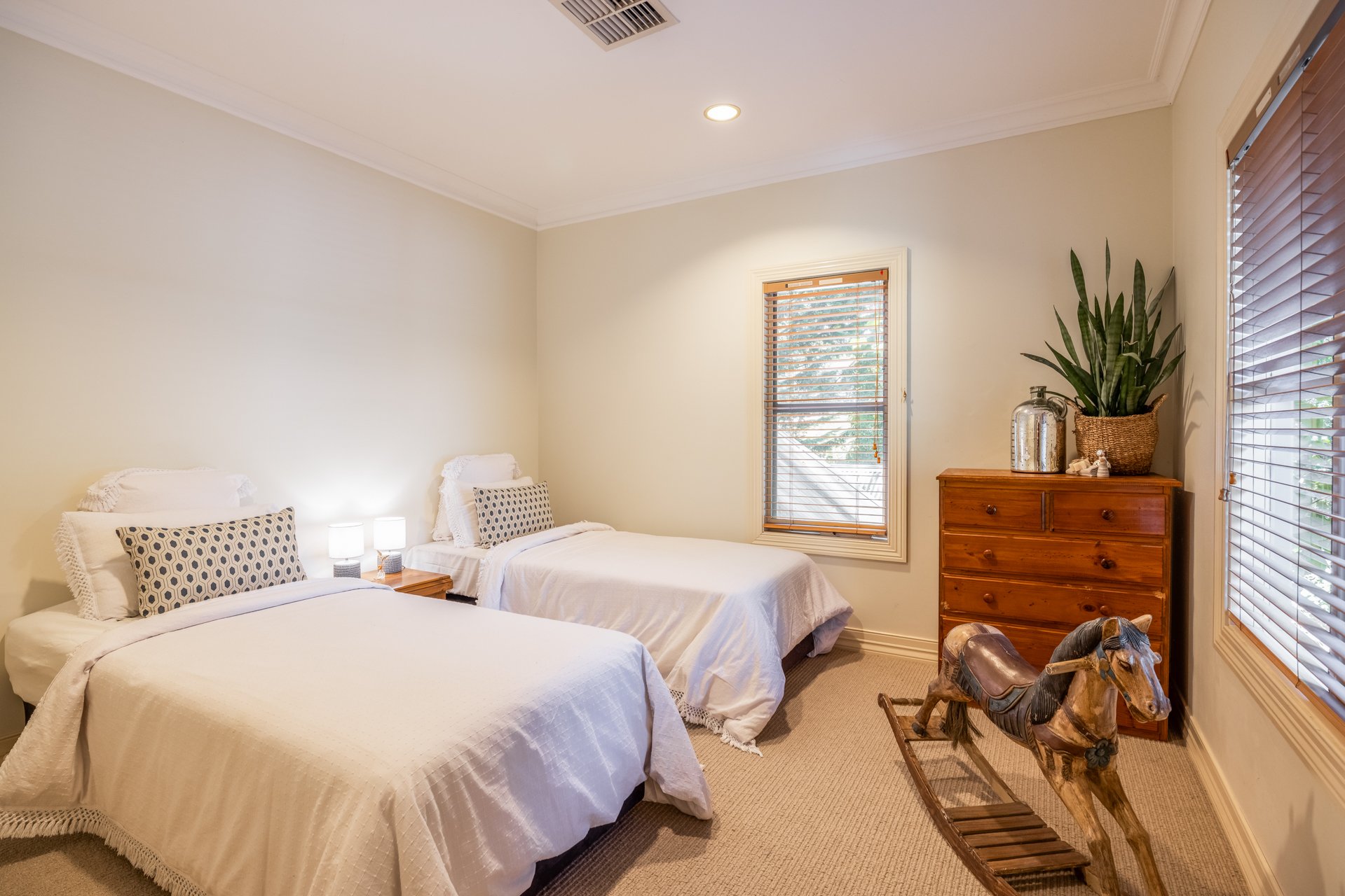 8 yvonne rd, MTD - G-W-17.jpg