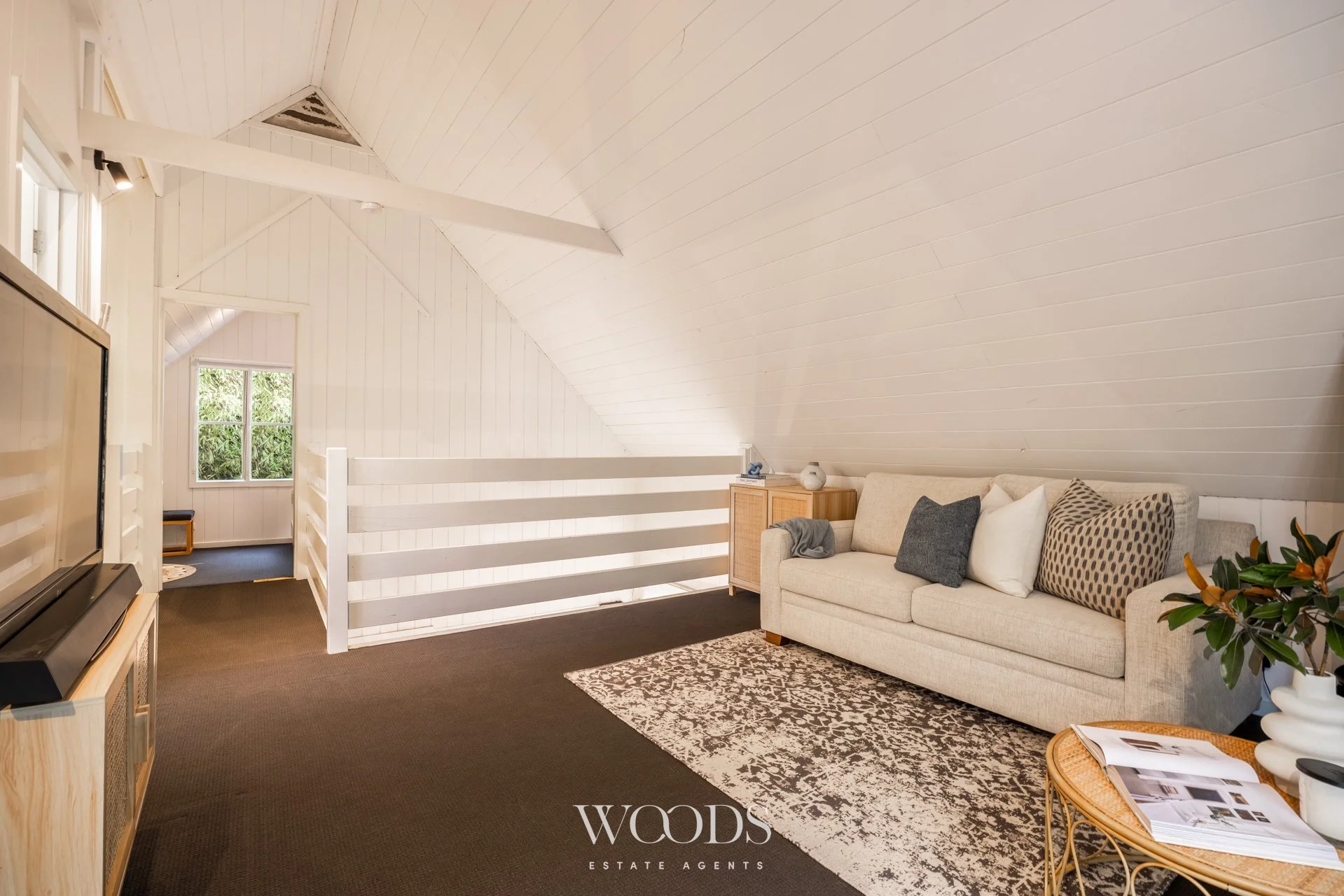 99 Mount Pleasant Rd - G-WWM-27.jpg