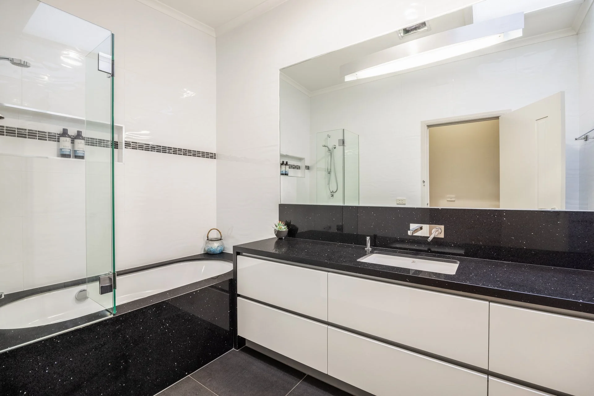 250 Gembrook-Tonimbuk Rd - G-W-34.jpg