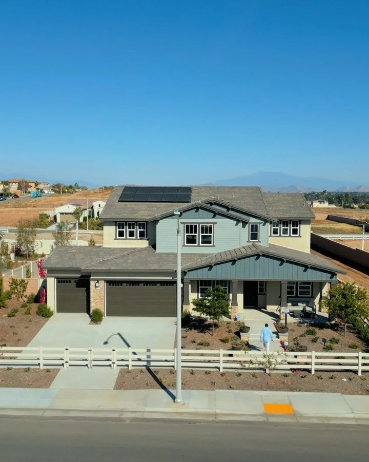⬇️ Luxury New Construction | Riverside, CA

5 Beds. 6 Baths. 4,172 Sqft.

✦ Full Junior Suite on the Main Floor
✦ Private Entrance, Kitchenette &amp; Walk-In Closet
✦ Gourmet Kitchen with 6-Seat Island
✦ Owner&rsquo;s Suite with Soaking Tub &amp; Wal