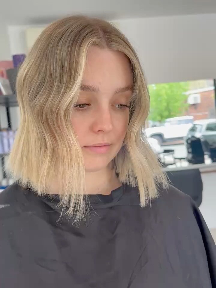 The CHOP (in reverse) 👀

Swiping backward to show you just how satisfying this transformation really was. Lived-in, creamy blonde perfection meets a fresh bob. 
 
Give us a buzz to book in your freshen up. 
 
 
 
 
 
 
 
 
#blondespecialist #blondes