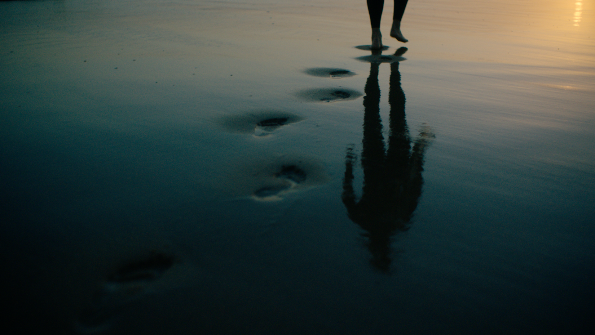 RACV frame - 02.png