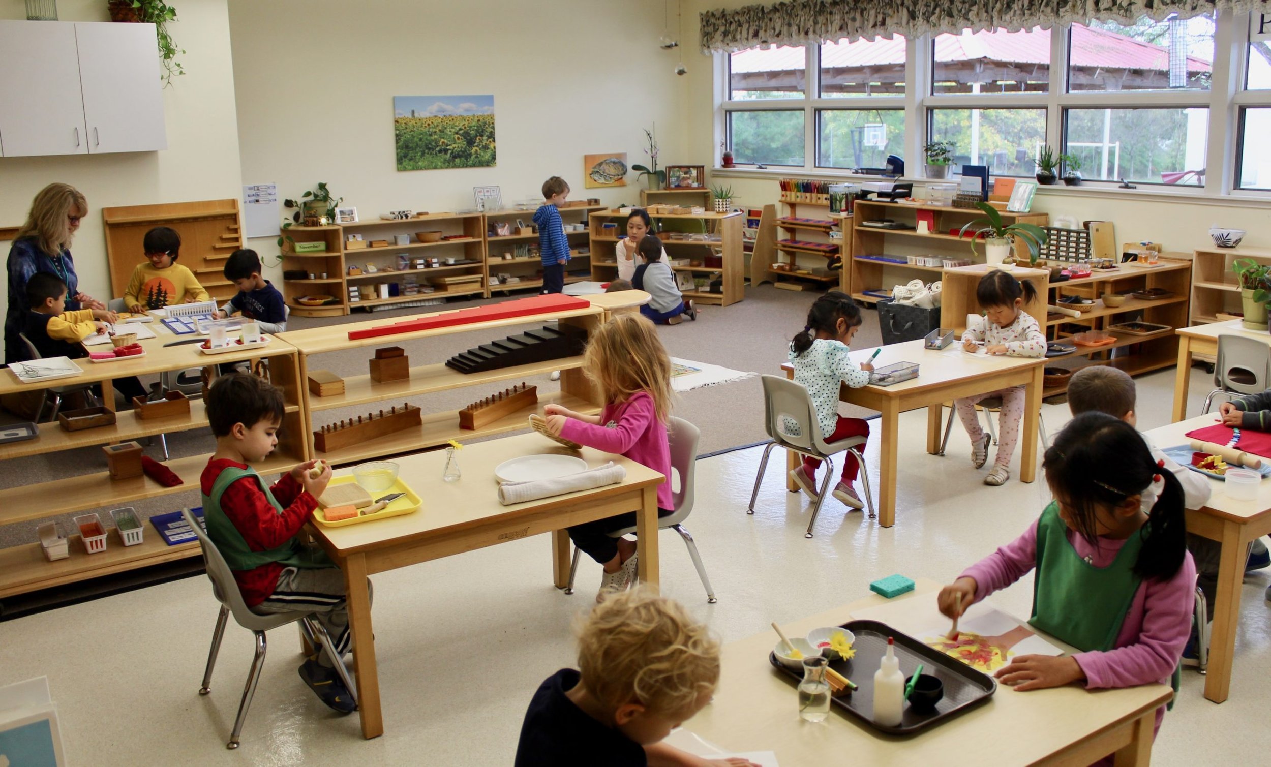 montessori-classroom2.jpeg