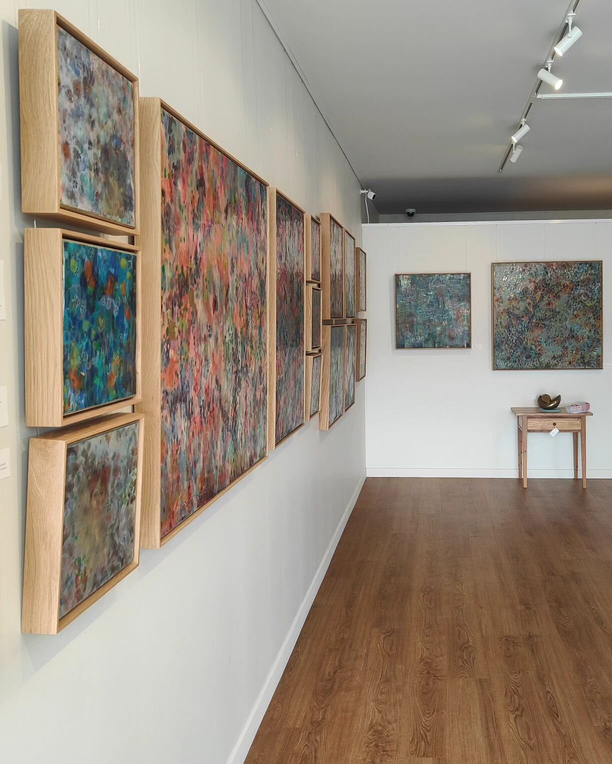 'Keen&rsquo;s Encaustic works fuse hundreds of strokes in molten wax to form impressions of &ldquo;floral fields&rdquo; and landscapes.'

Helen Keen - Depth of Fields.
Mitchell Studios until 30 March, 2024.
Open Tuesday to Sunday.
Khandallah, Welling