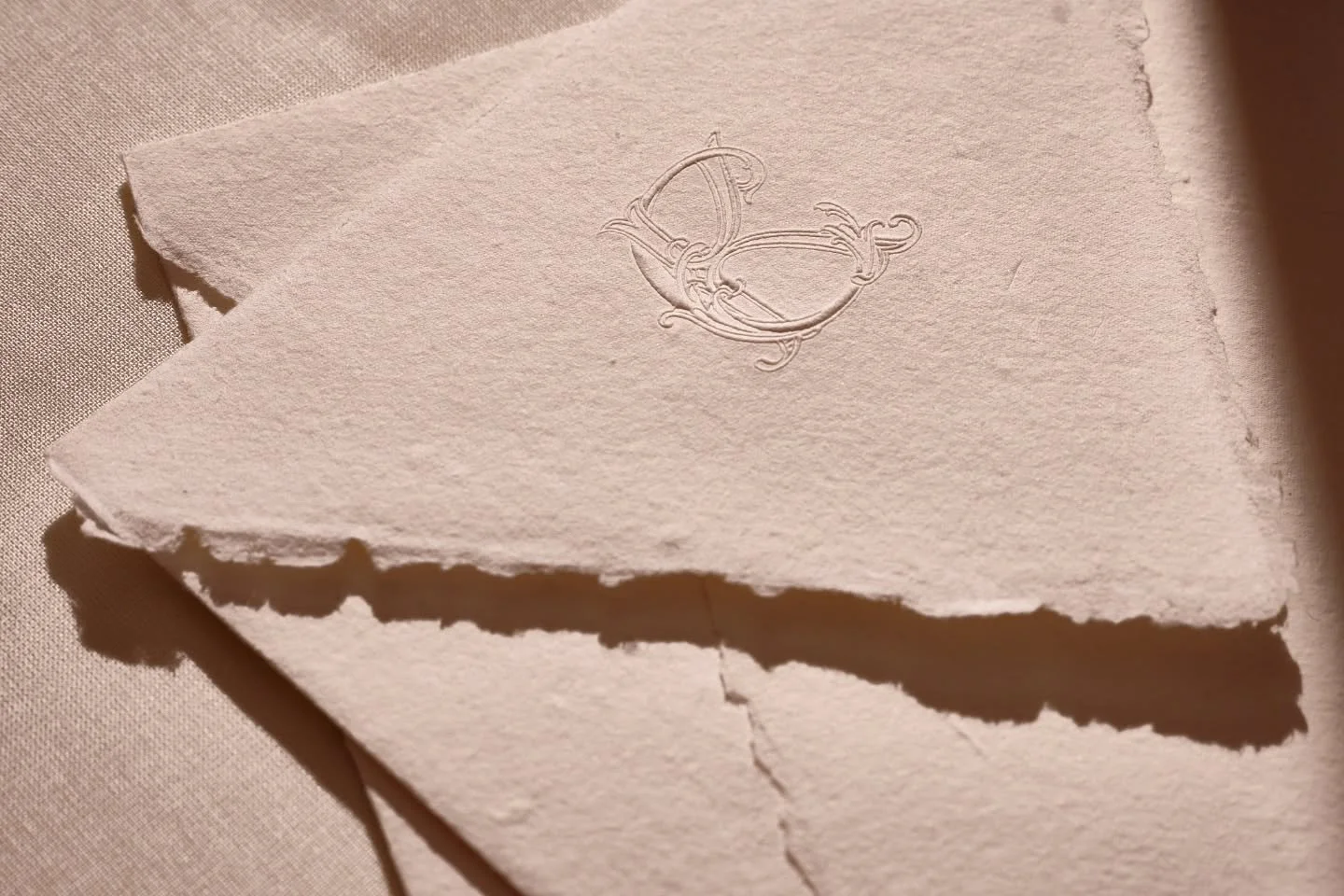 Bespoke means fully engaging. It took 3 full days to perfect the magnessium embossing plate but we achieved the best possible result. I am in love. 🥰