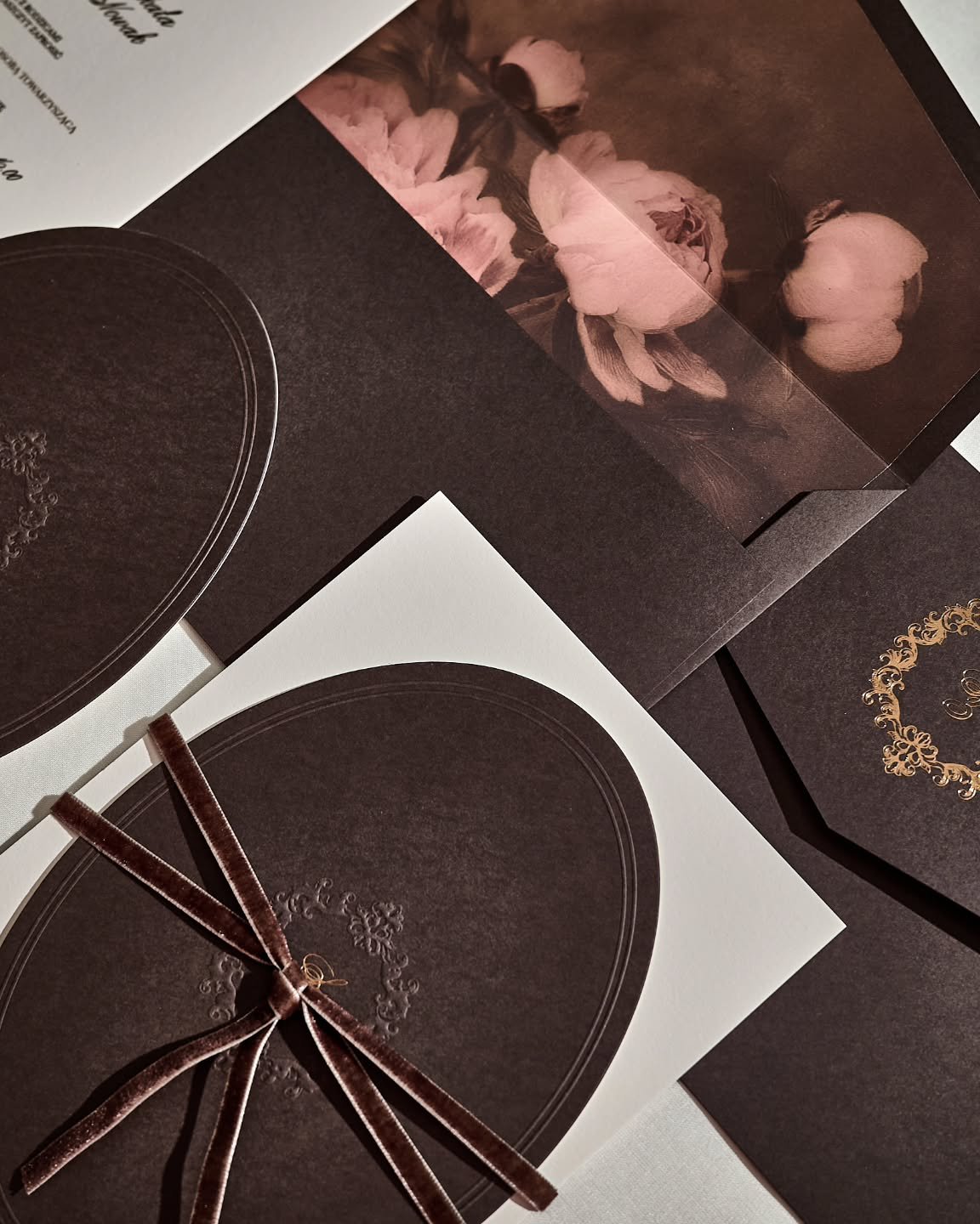 Once in a lifetime you get to do such a custom project. 

#weddinginvitations #stationery #weddingstationery #premiumstationery #luxurywedding letterpress embossing zaproszeniaślubne zaproszenia papeteriaślubna bioreslubw2026