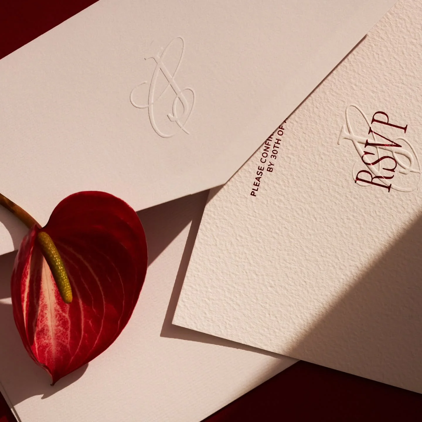 Currently working on 5 different vatiations of our Chic collection. Cannot wait for the results. 🥰