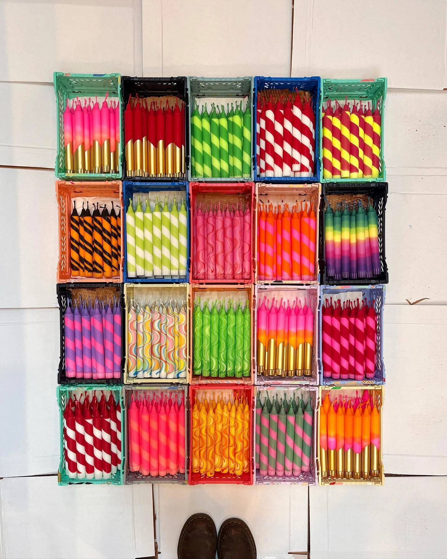 Yep. I laid out a makeshift white cardboard background to make the colours pop. Super professional ad hoc content creator here 👋🤝
I think it works? 😆
It&rsquo;s all I&rsquo;ve got in me for today. Feeling exhausted and overwhelmed by world politic