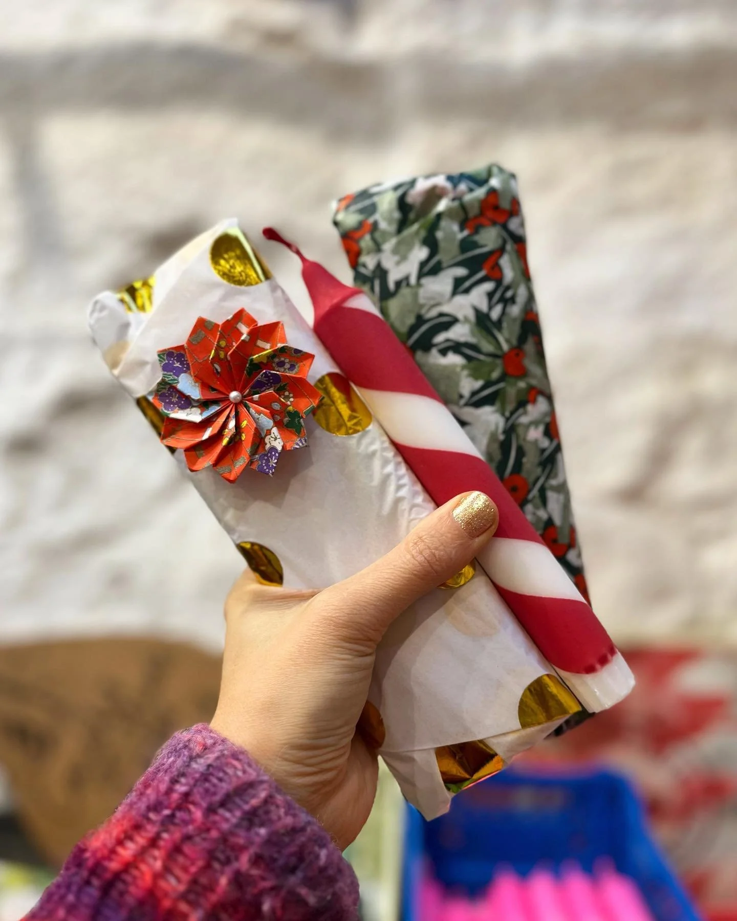 My mum&lsquo;s beautiful origami decorations are back!! I had run out a while back and a brand new batch has just been hand delivered to Scotland for me. 

So they&rsquo;ll be gracing all your online orders from now on ✨⭐️💫

They are such intricate 