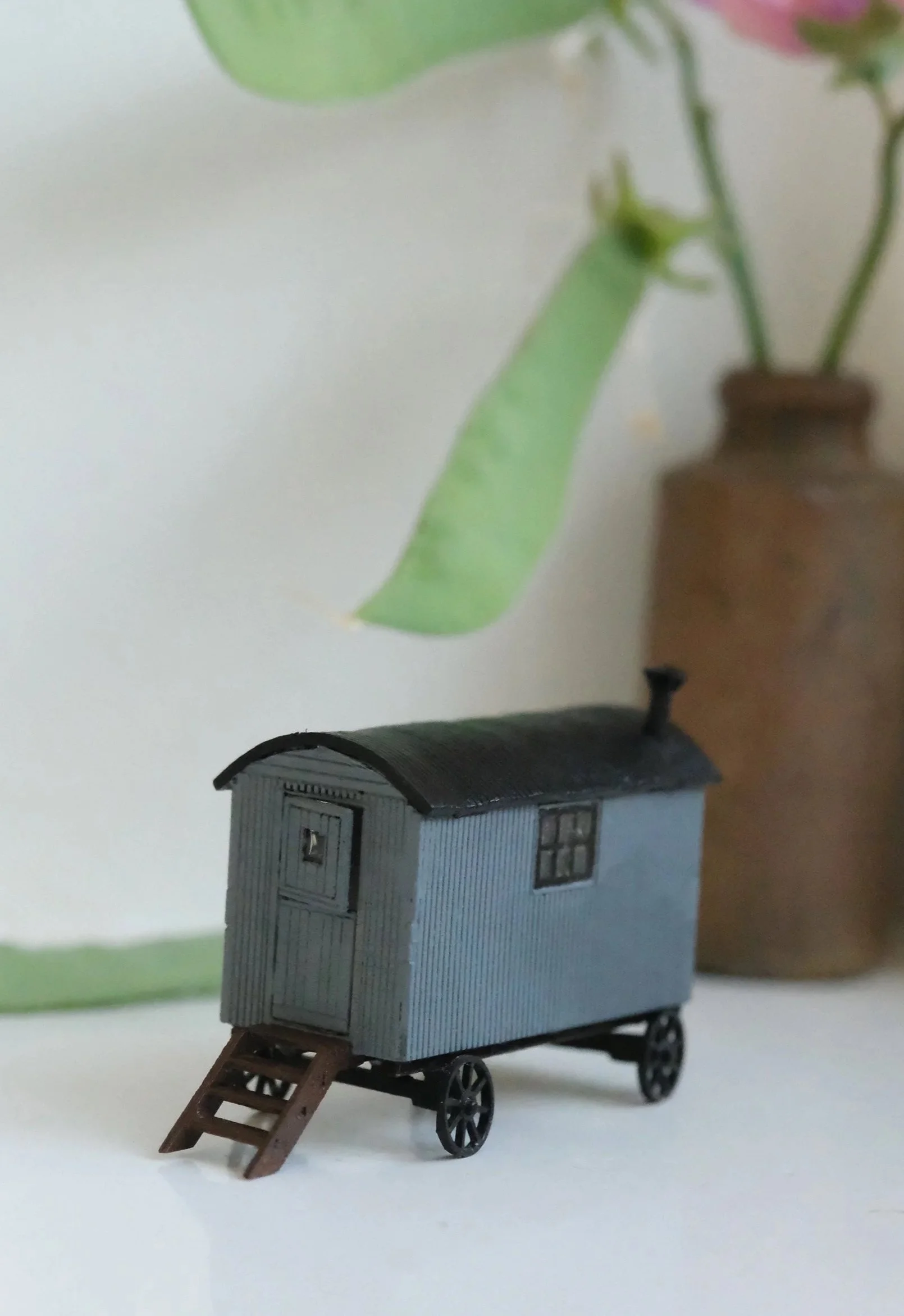 Shepherds Hut Model Kit (OO-scale 1:76)