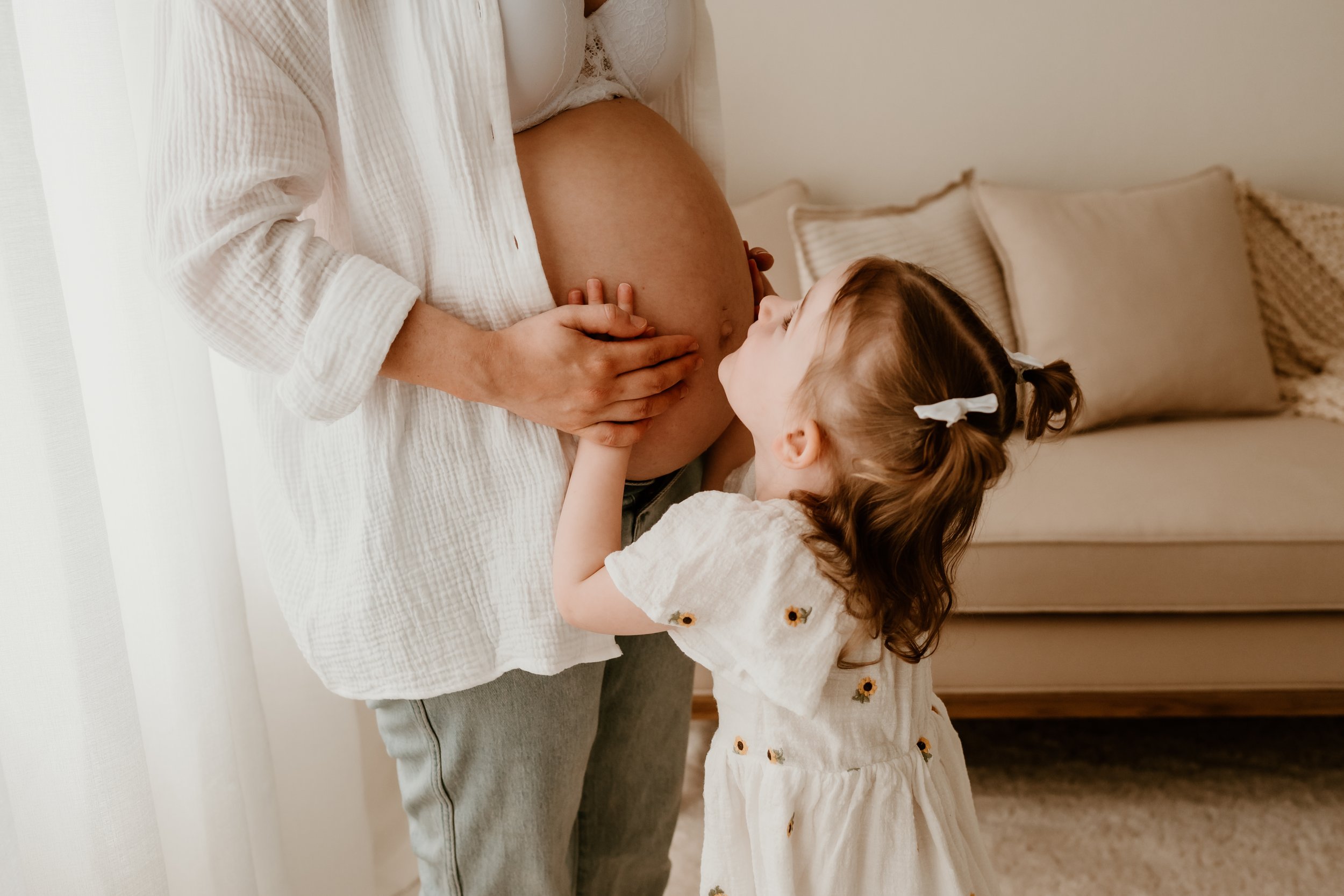February Maternity Mini Sessions