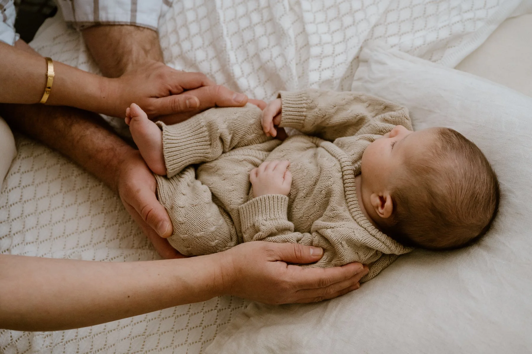 Khaled, Mariam &amp; Bashir.

Swipe to the end for some beautiful chubby cheeks ❤️

#alburywodongaphotographer #wodonganewbornphotographer #alburynewbornphotographer #alburywodonganewborns