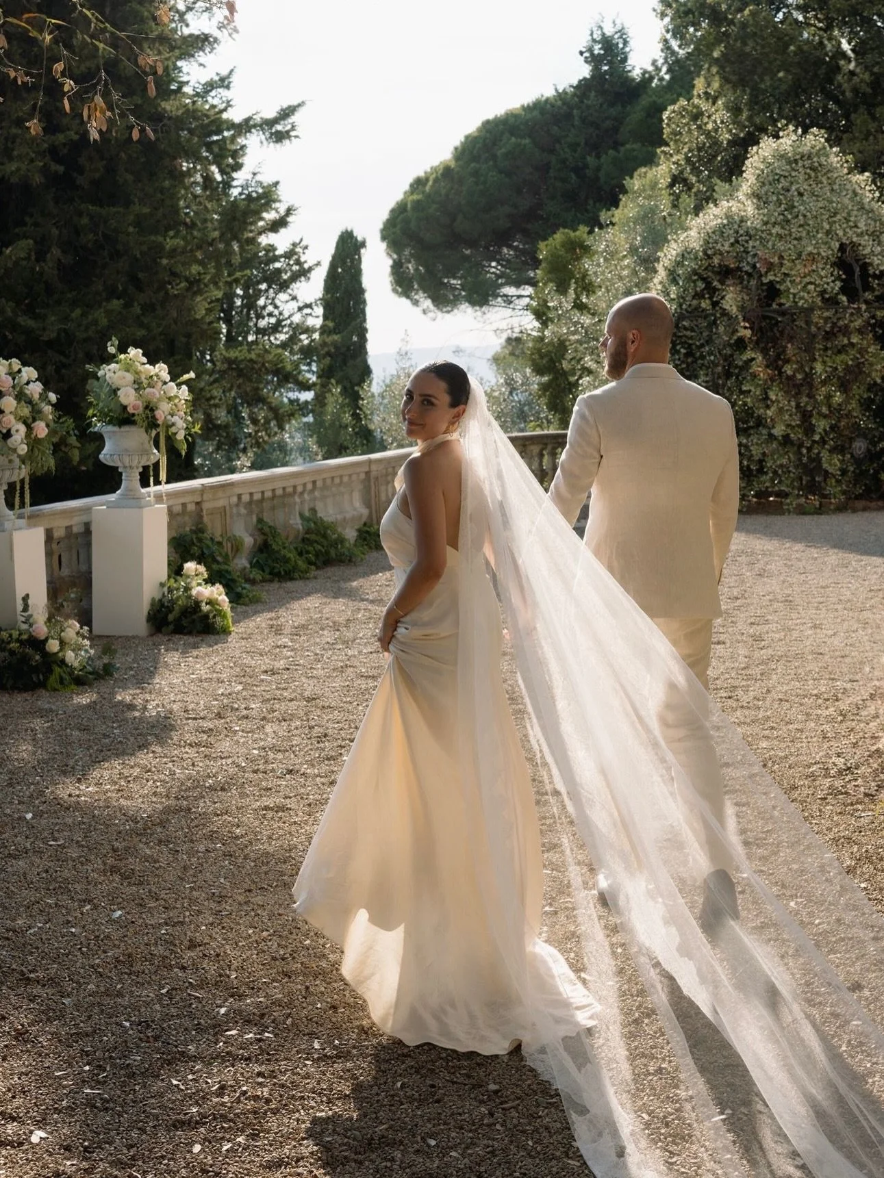 A beautiful afternoon spent in the heart of Tuscany, to celebrate the intimate wedding of Claudia &amp; Kyle 🤍 Captured on film &amp; digital