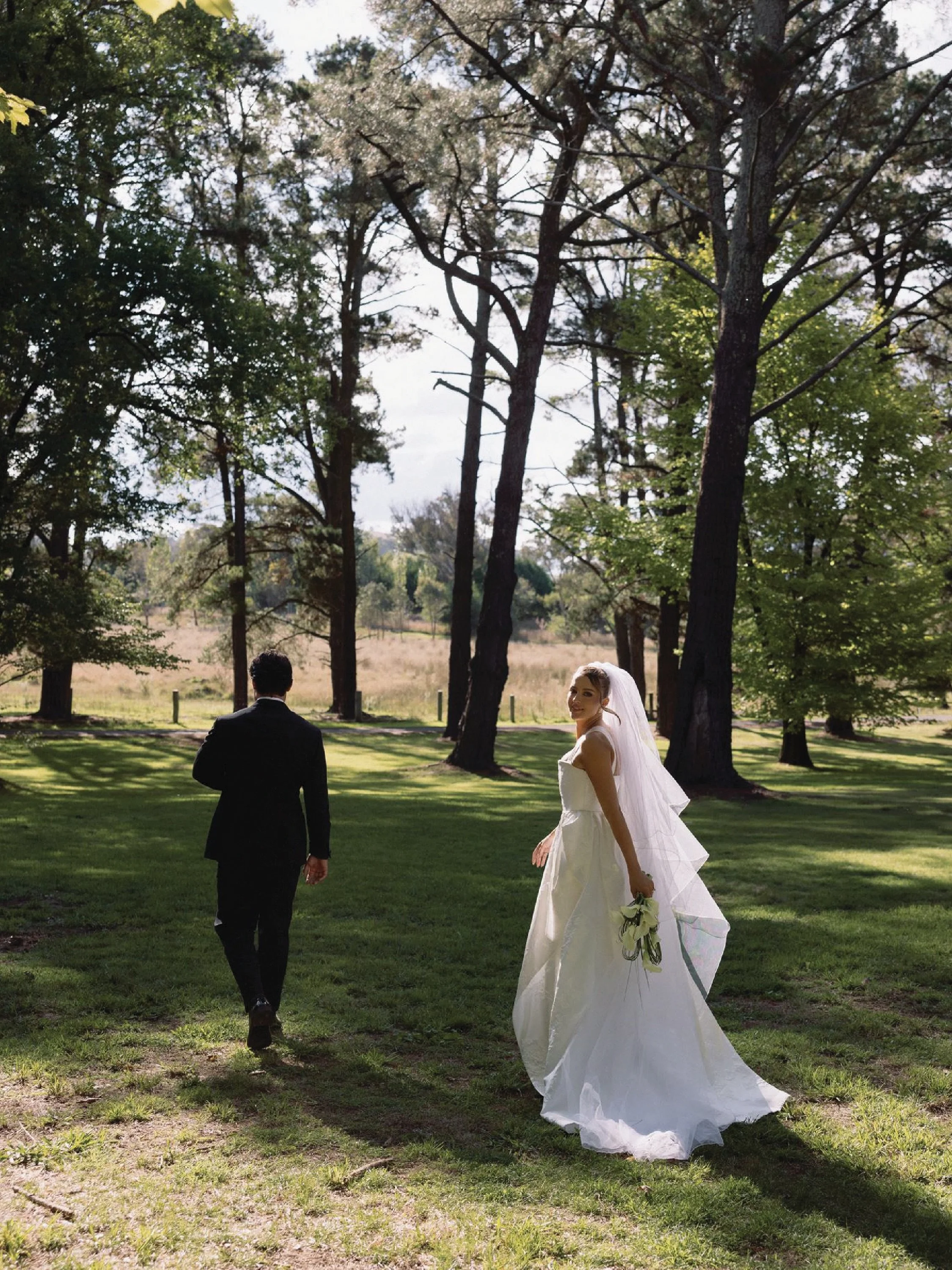 Jordie &amp; Jonno 🥂 one of the funnest weddings of the year so far! And I fell in love with Jordie&rsquo;s gown, the first bride to ever wear this stunning @preajames_bridal dress 

@preajames_bridal 
@jordiemaloney__ 
@loverslaneweddingsandevents 