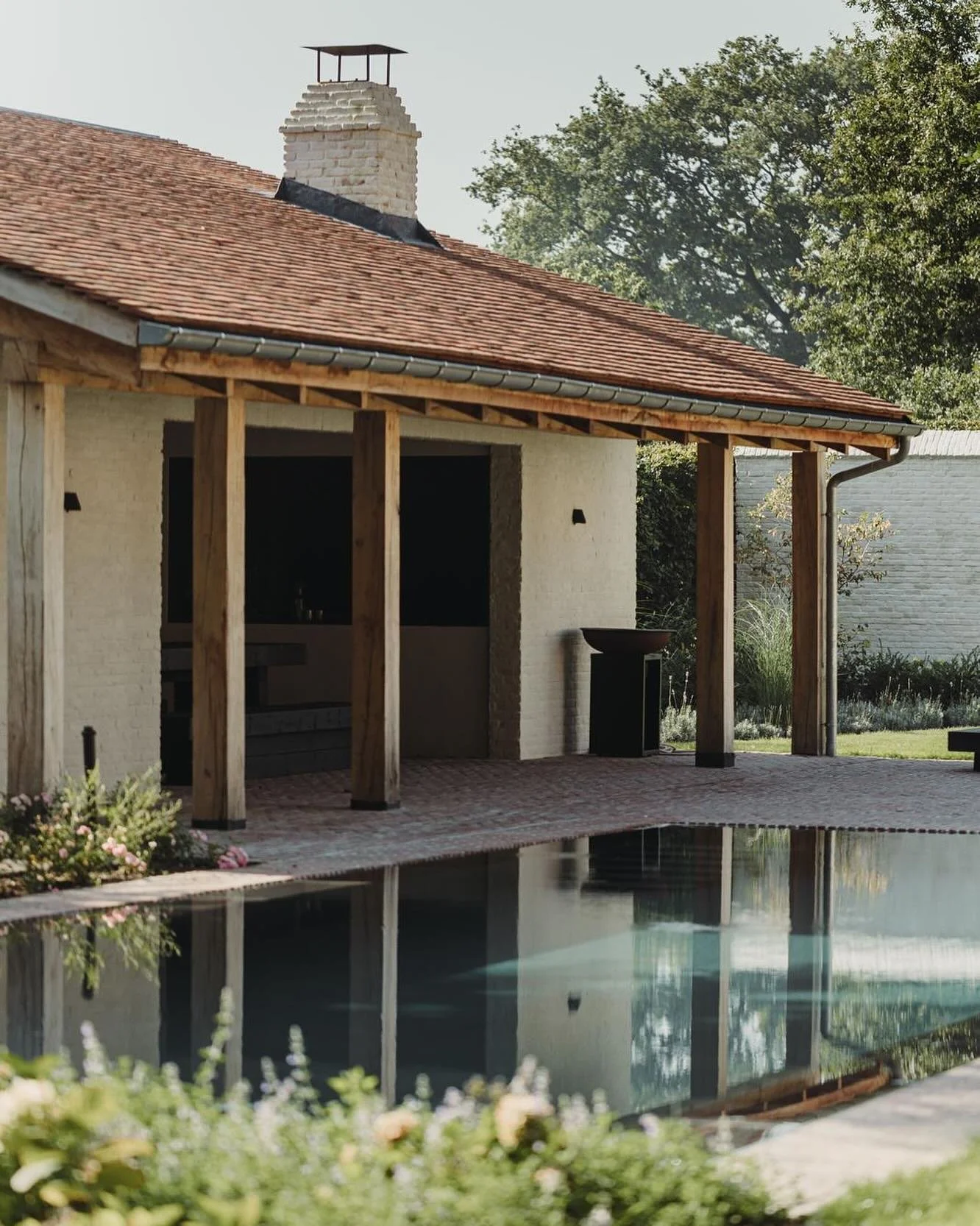 Poolhouse design @vesperprojects