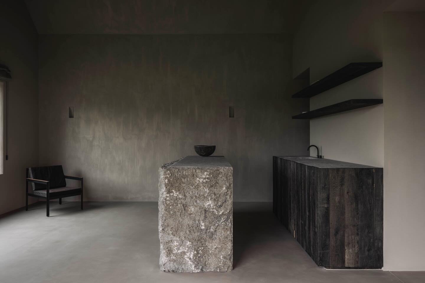 Project - RB 

Interior design @vesperprojects 
Photograph @tijsvervecken