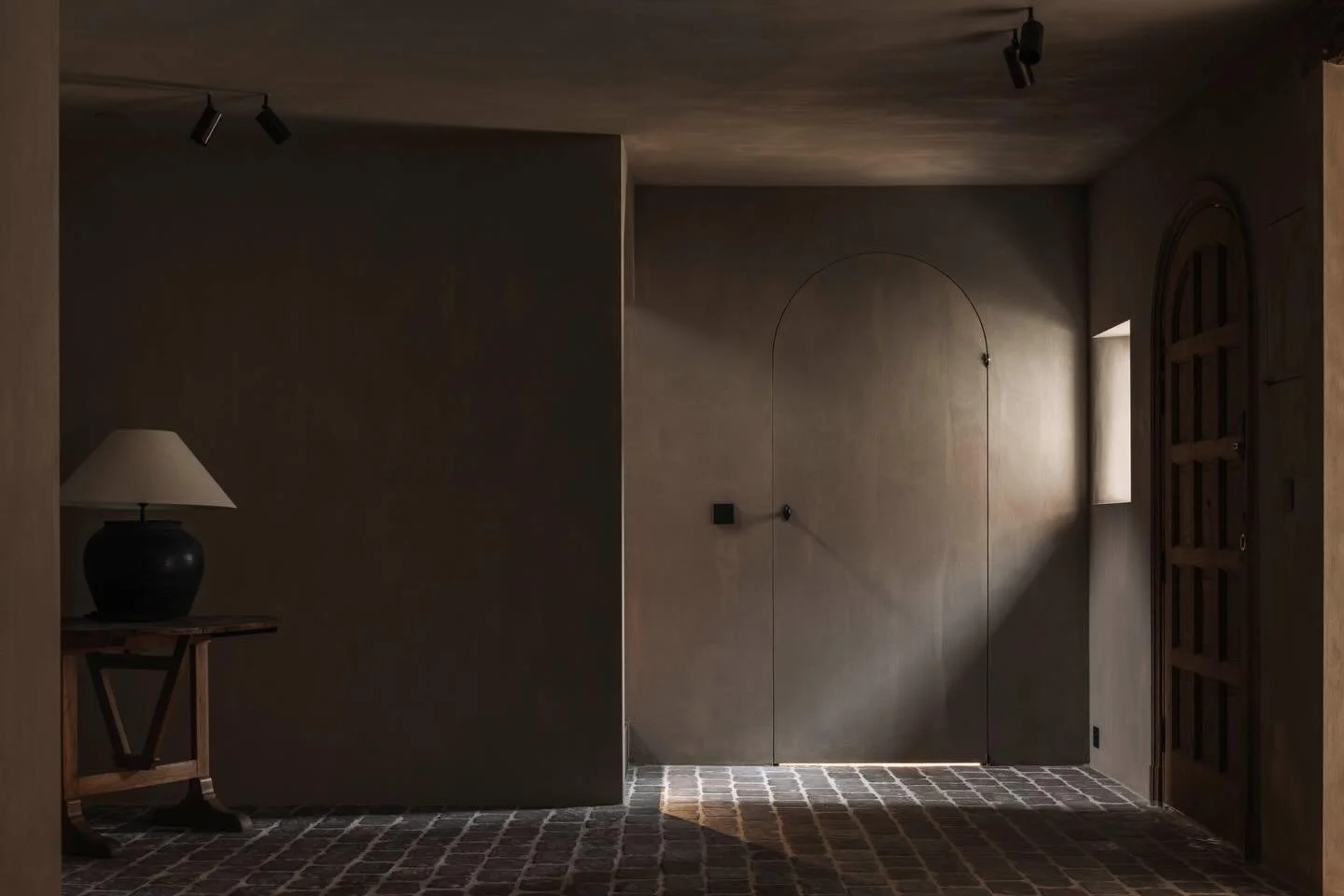 Project RB

Interior design @vesperprojects 
Photographer @tijsvervecken
