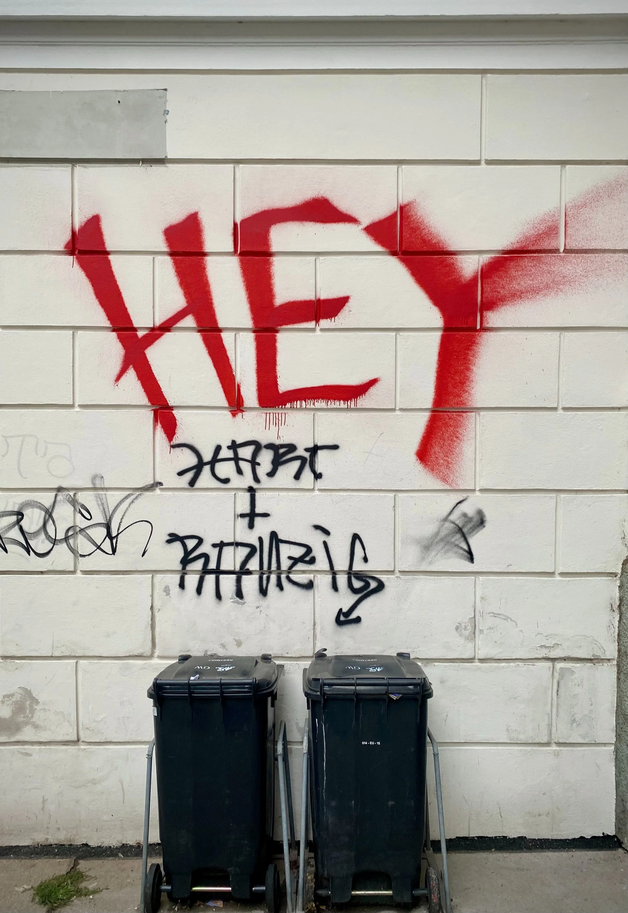 The Fallacy of Sales Scripts: Creativity Over Conformity in Modern Business