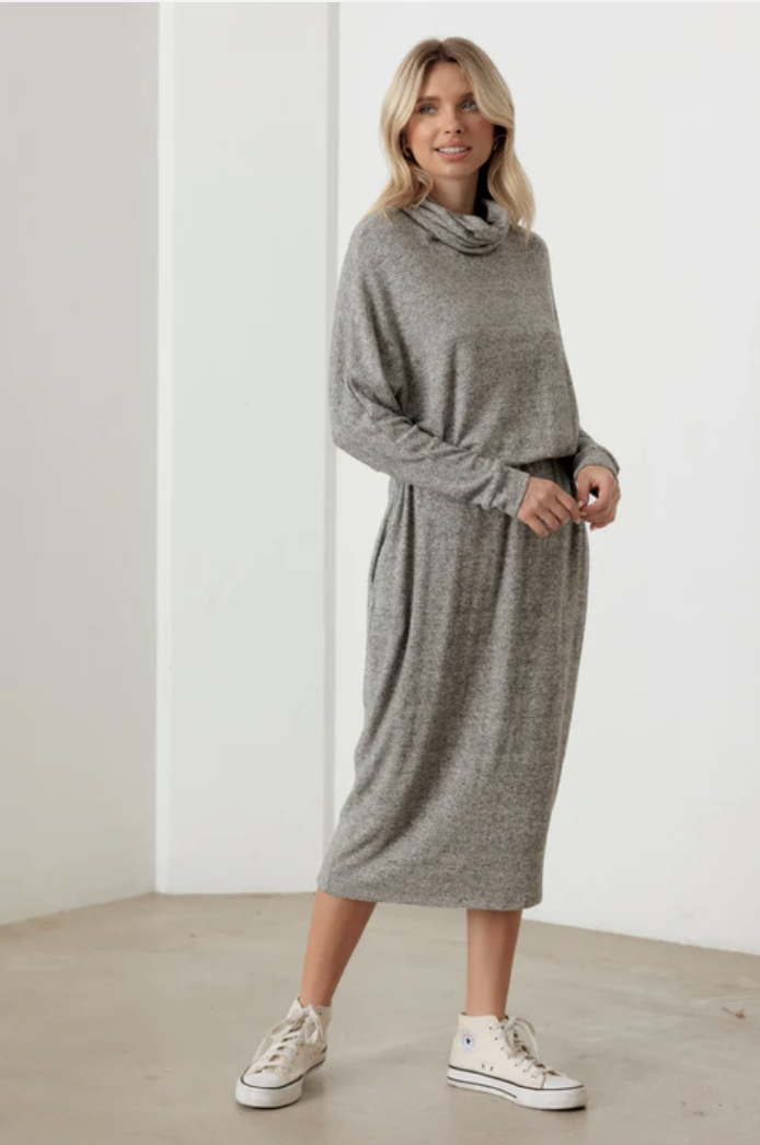 navy blue dress for baby girl How to Wear Dresses in the Winter main image 1