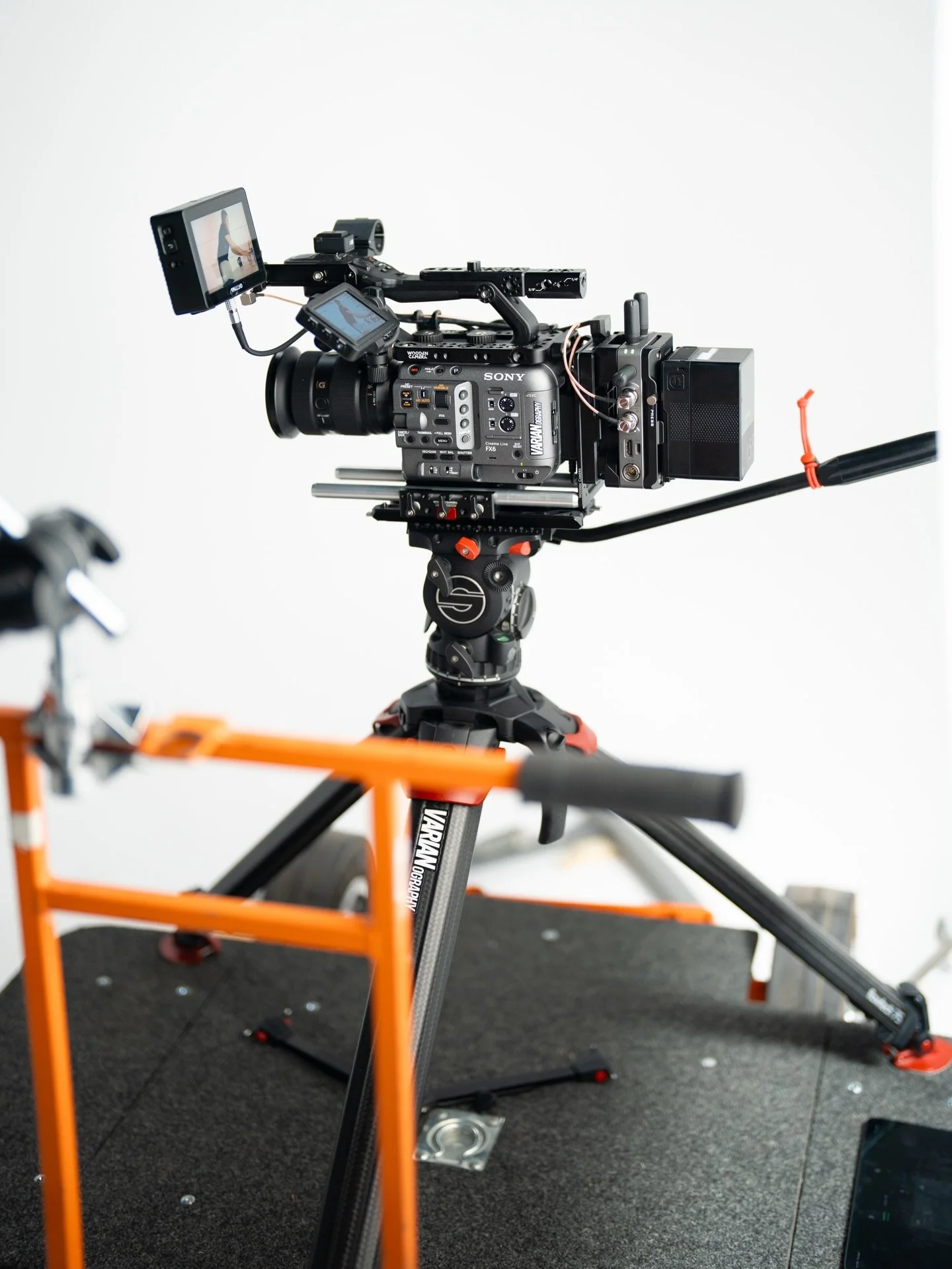 BTS photos from a recent project for KKL Swivel at @blubearstudio🔵🐻

This project really didn&rsquo;t need anything out of the ordinary but leave it to a passionate small crew to go far above and beyond to make something incredible. 

From a parala