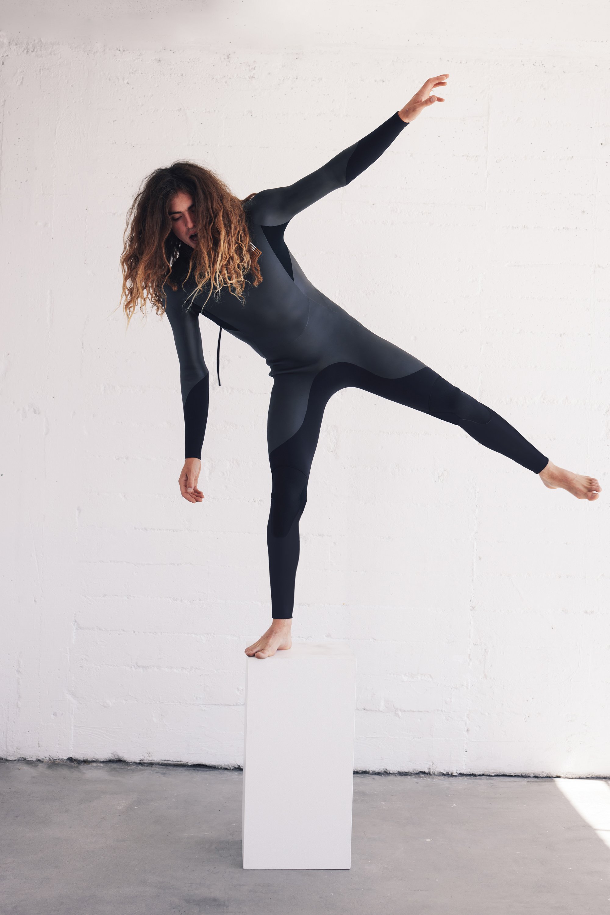 Hybrid_Fullsuit_West_01848_EDIT.jpg