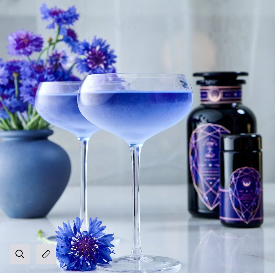 Sapphire: Apple-Plum-Spice White Tea for Self-Expression