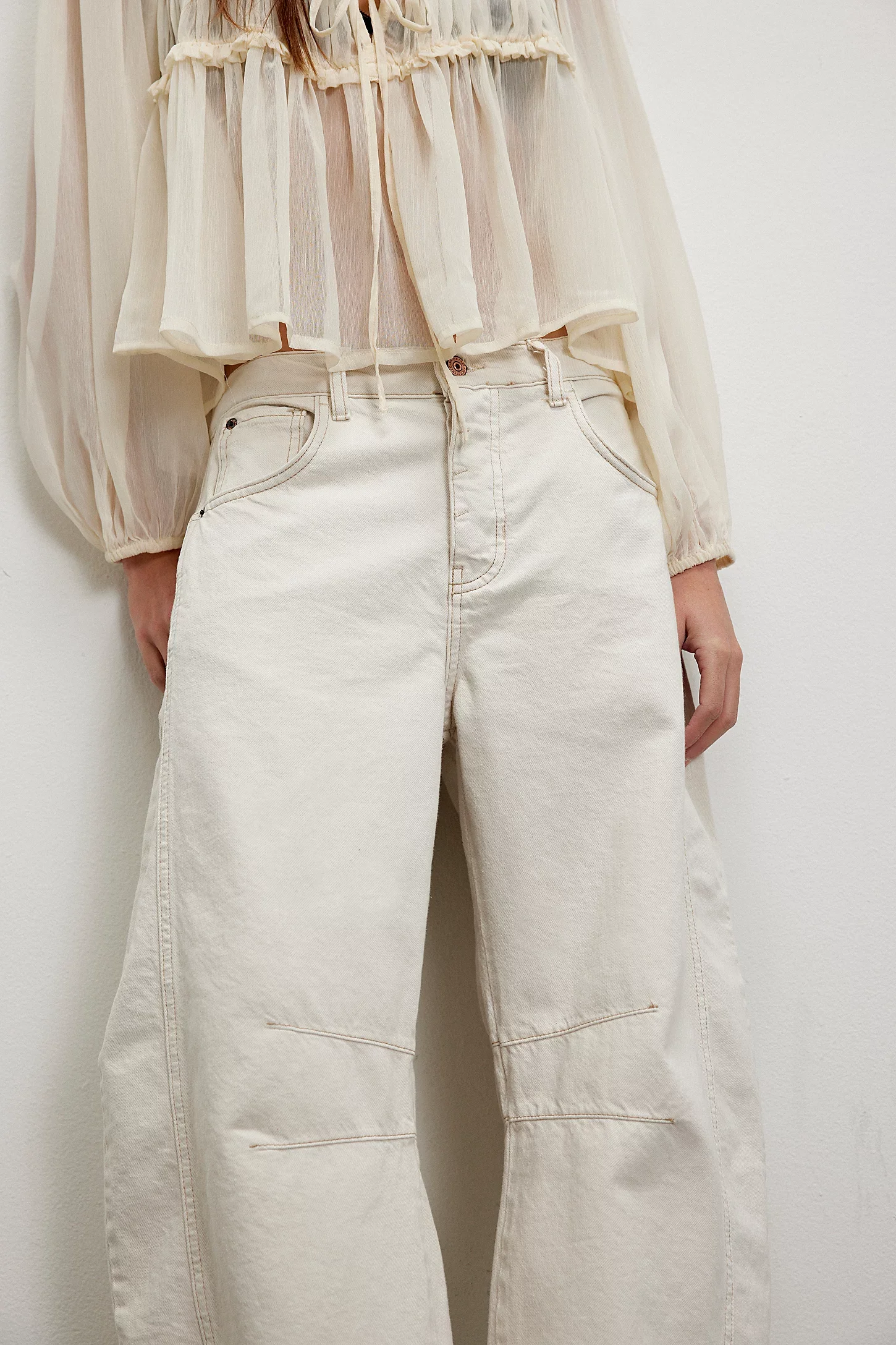 free poeple white pants.webp