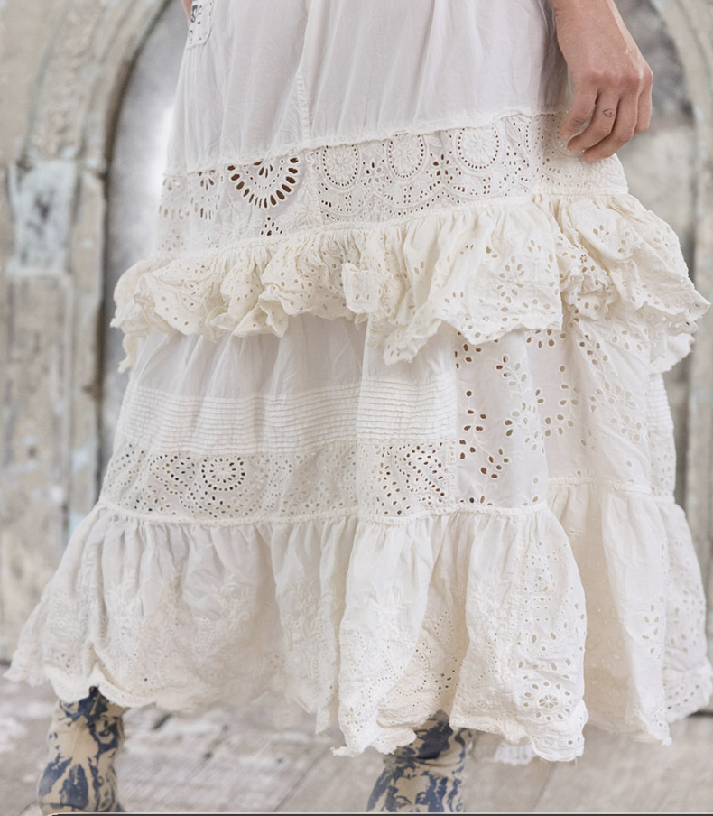 MP skirt 197 side.png