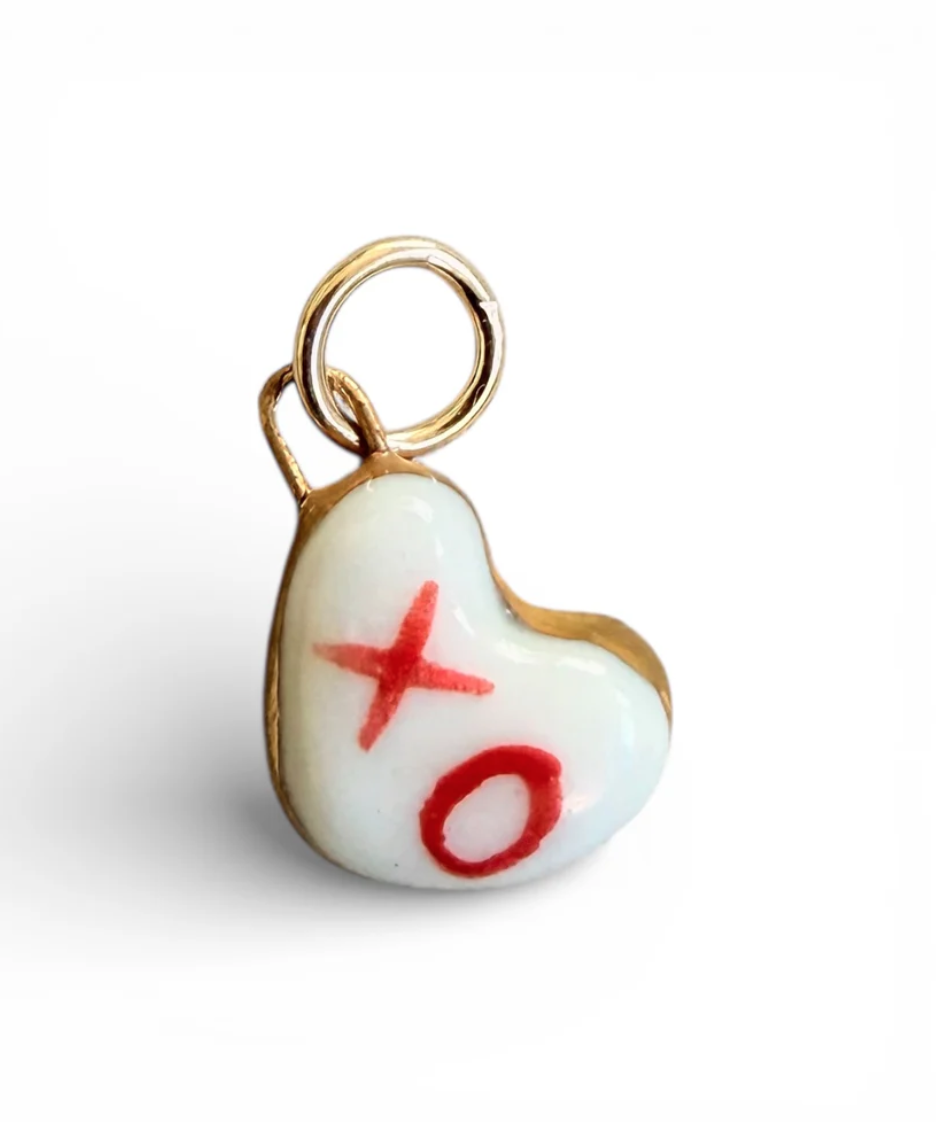 Shá Parlé XO Heart Charm