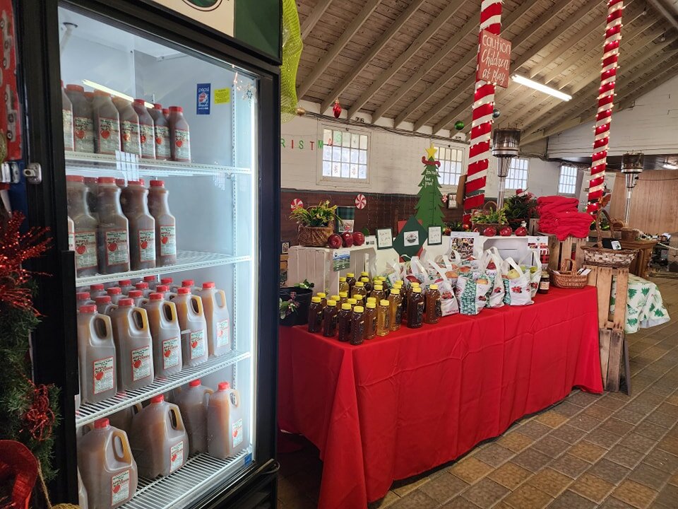 Good morning from OrchardValleyFarm!  Fresh pressed apple cider , apples, and local pure honey now available at the Strathmeyer Christmas 🎄 York Fairgrounds,  Central Market, and Olde Forge Family Farm locations.  Follow Strathmeyer Christmas 🎄 Fac