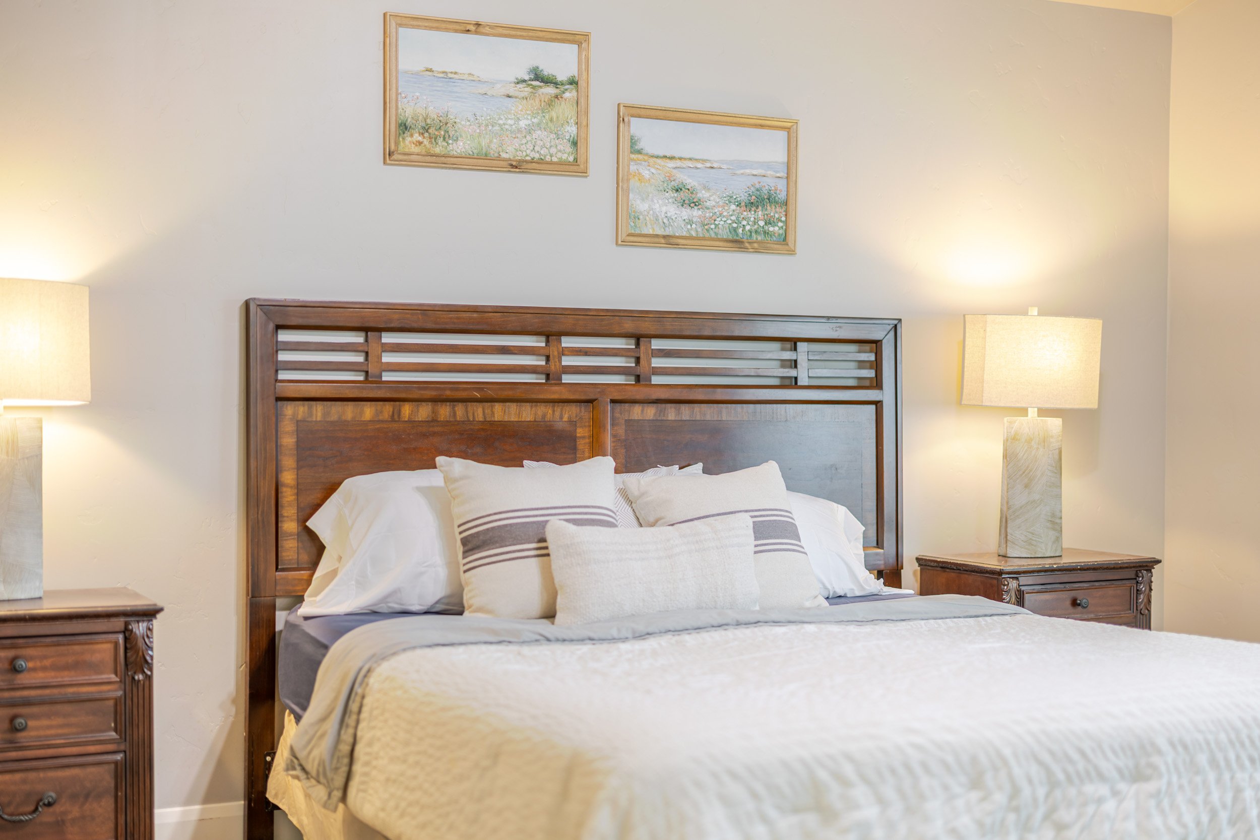 5262 W Los Flores -11.jpg