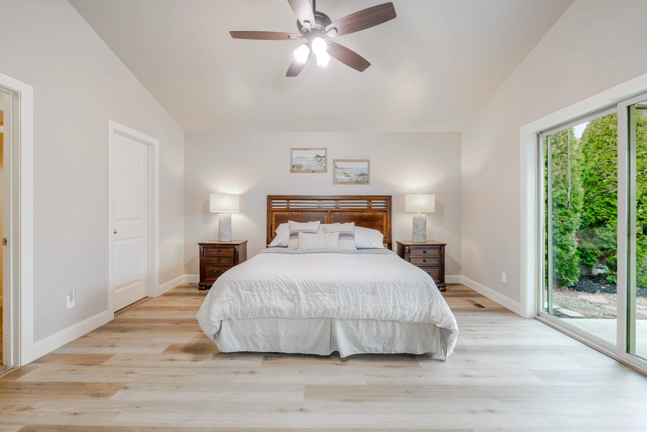 5262 W Los Flores -6.jpg