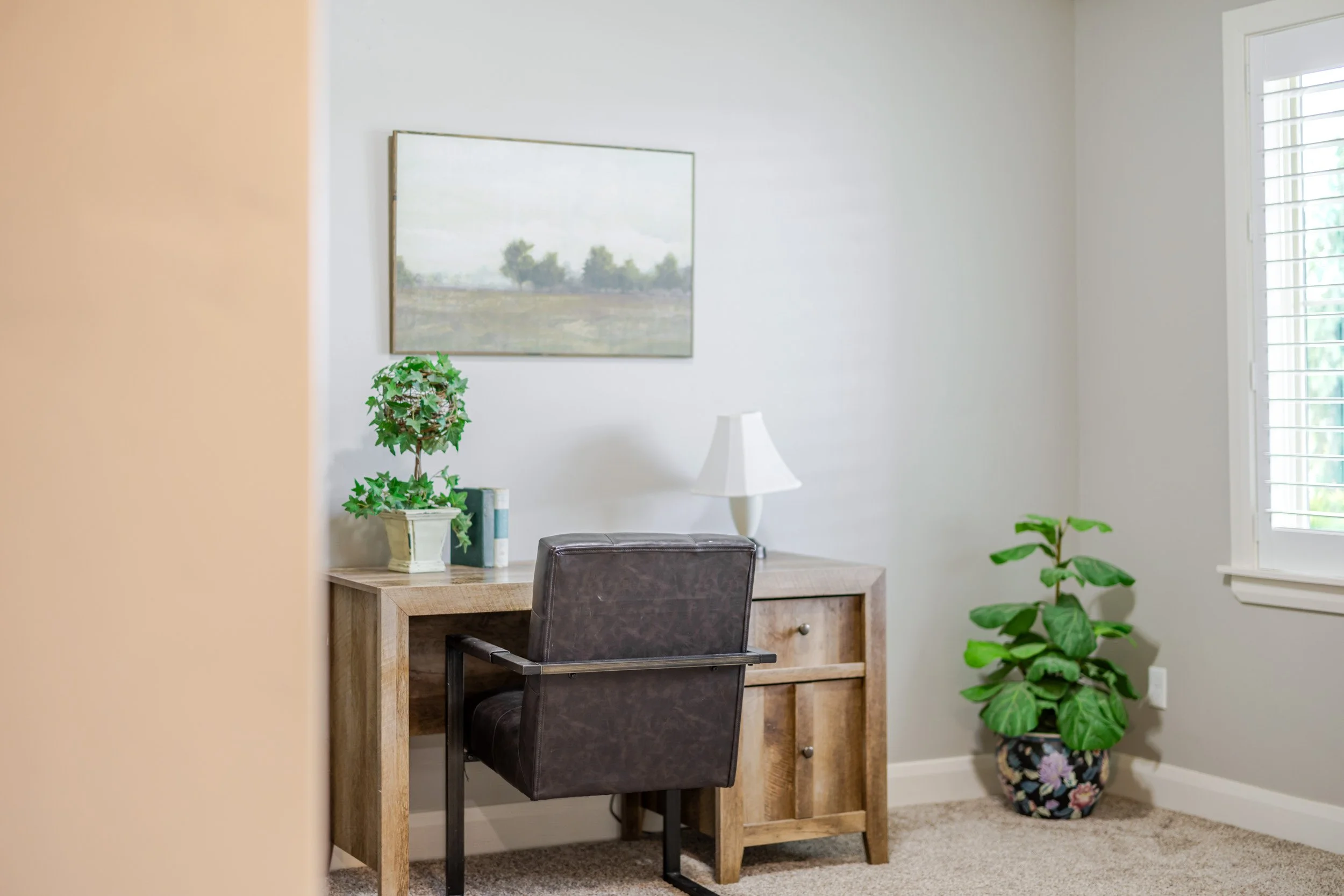 5262 W Los Flores -8.jpg