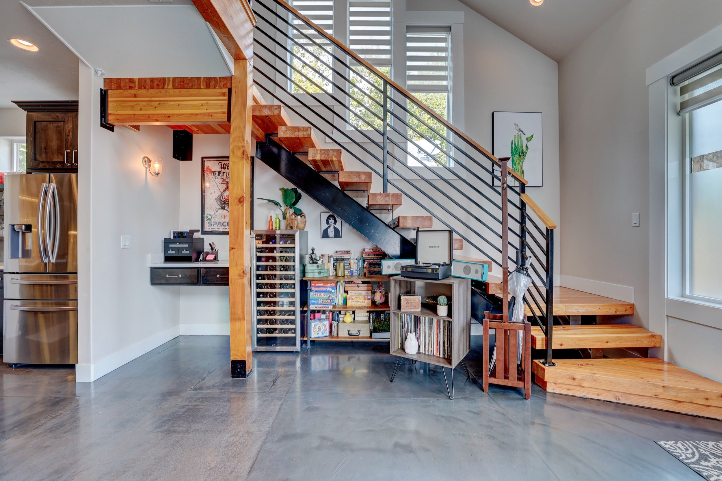 04- Interior 315 N 21st St.jpg