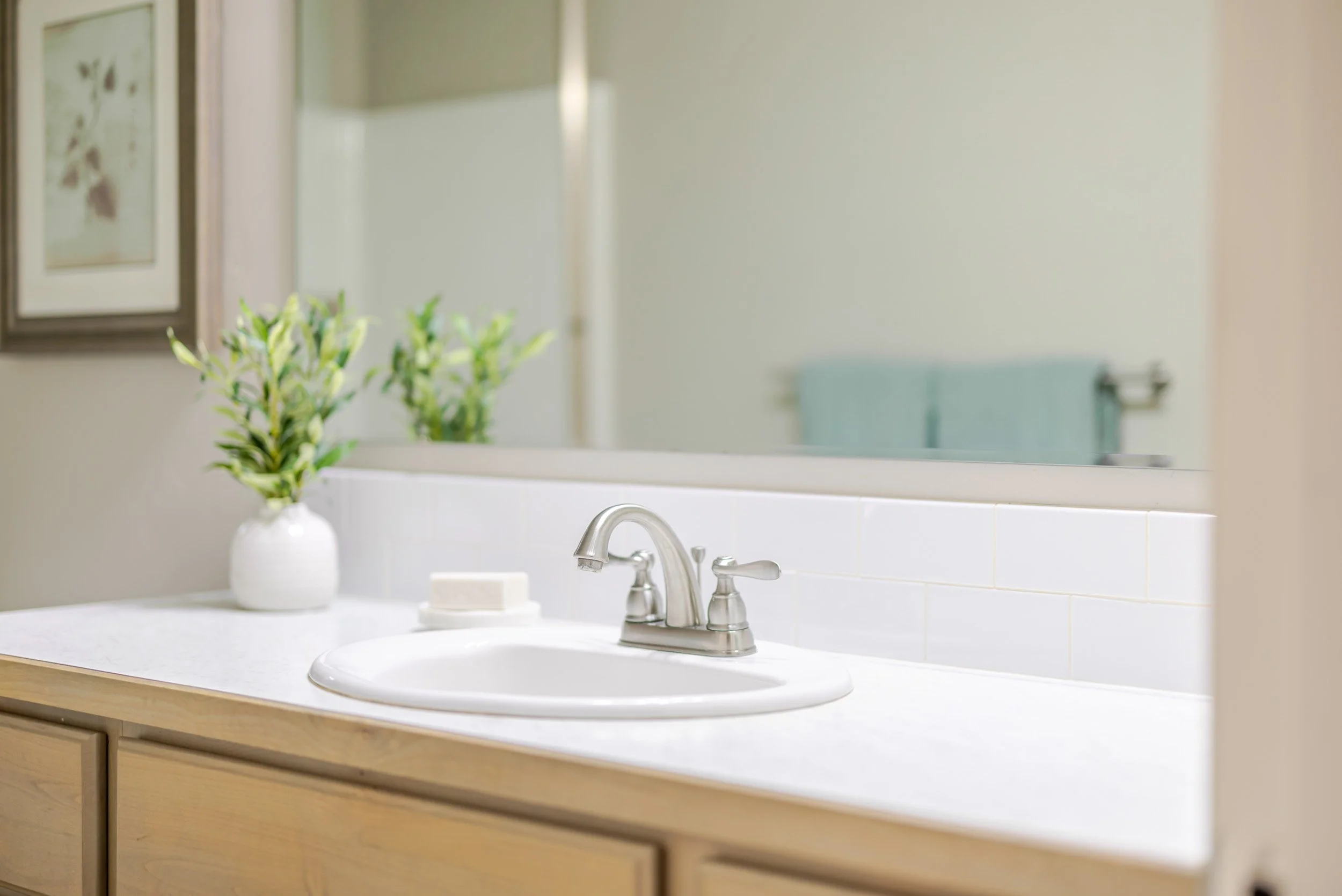 5262 W Los Flores -9.jpg