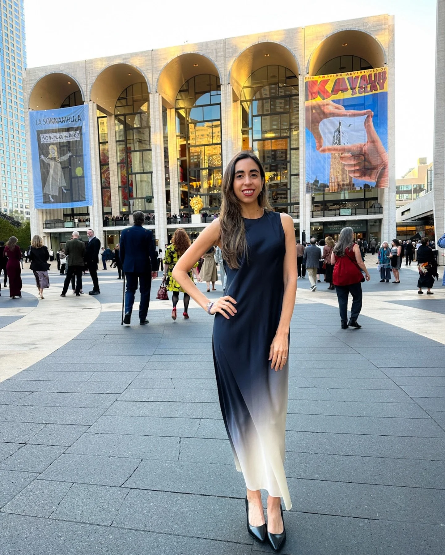 @metopera Season Opening Gala 🥂&hearts;️

𝑻𝒉𝒆 𝑨𝒎𝒂𝒛𝒊𝒏𝒈 𝑨𝒅𝒗𝒆𝒏𝒕𝒖𝒓𝒆𝒔 𝒐𝒇 𝑲𝒂𝒗𝒂𝒍𝒊𝒆𝒓 𝒂𝒏𝒅 𝑪𝒍𝒂𝒚

@masonbatesmusic @gene.scheer 

I loved this show so much, don&rsquo;t miss it!

#360ofOpera #MetOpera #NYC #operaworld #oper