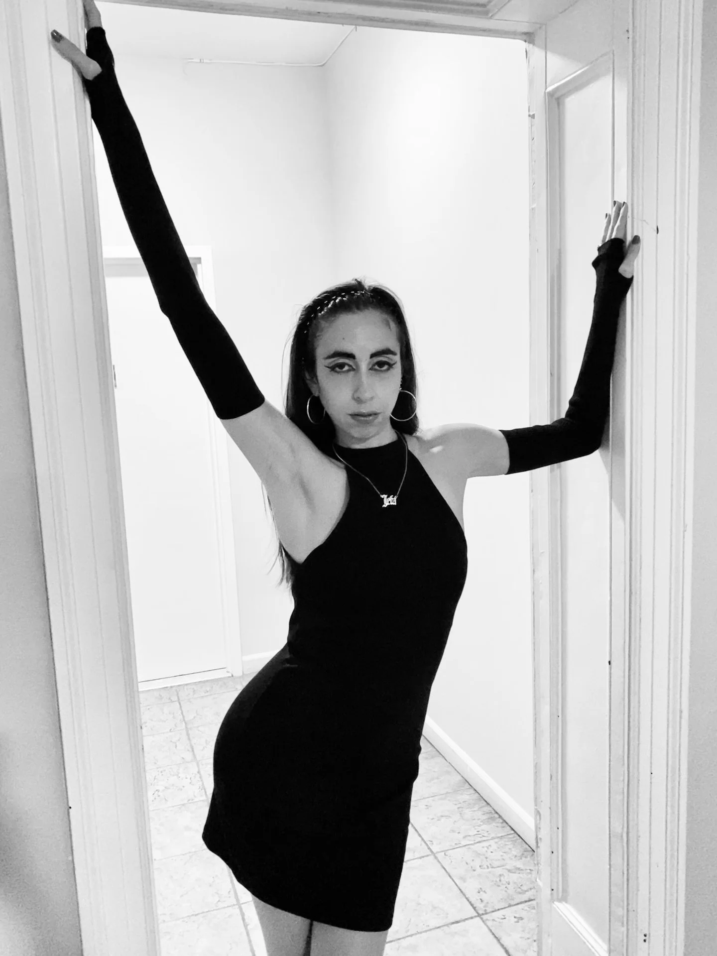 Happy @euphoria @alexademie Day 🖤💫

📸 @delfinavc #throwback #halloween #euphoria #maddyperez #latinasbelike