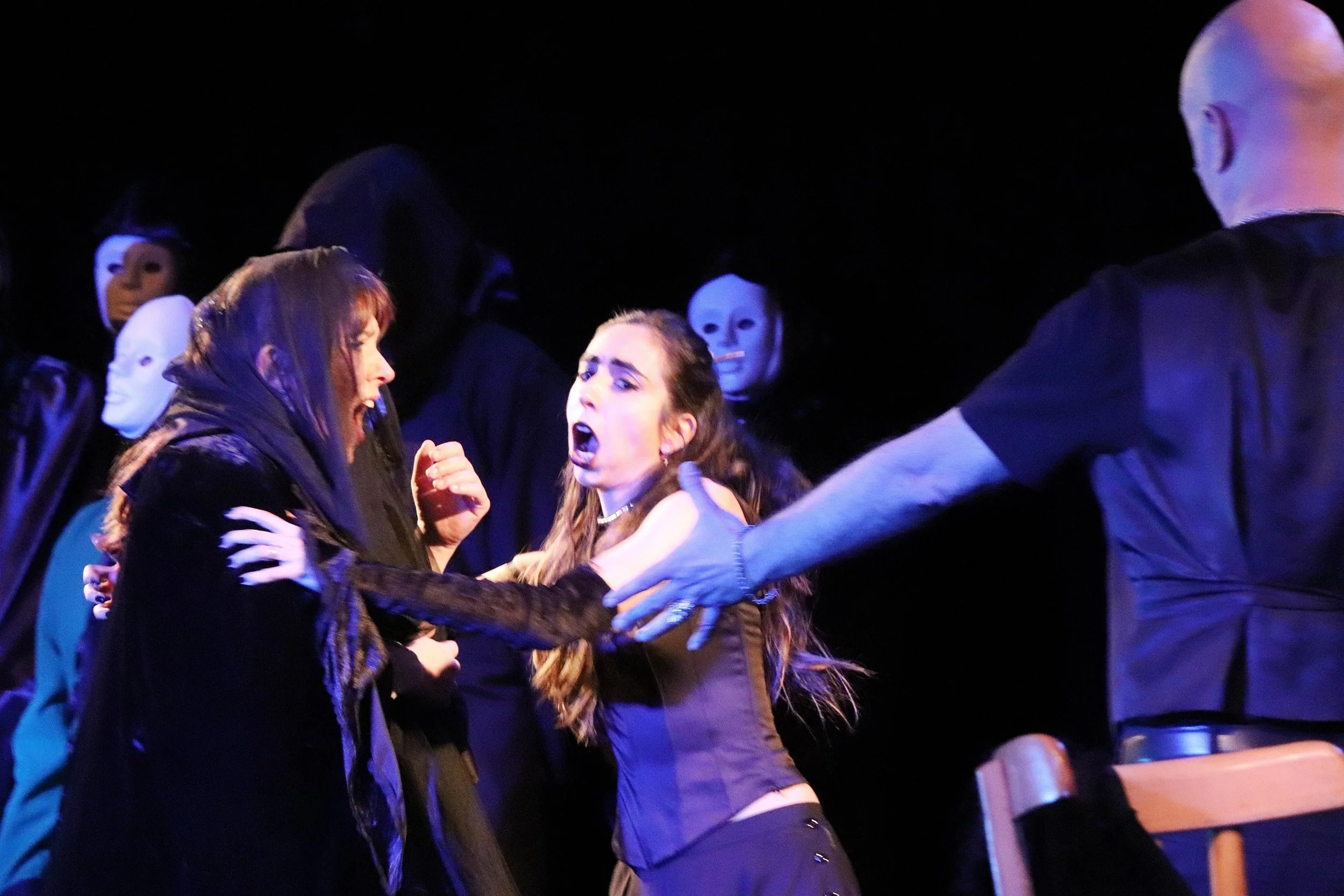 🔪 𝐌𝐀𝐃𝐃𝐀𝐋𝐄𝐍𝐀🔪

 by @sebastianmolinafotos 

@bellarialirica 
@omarottomani 
@teatrocarella 
@bravissimo.ok