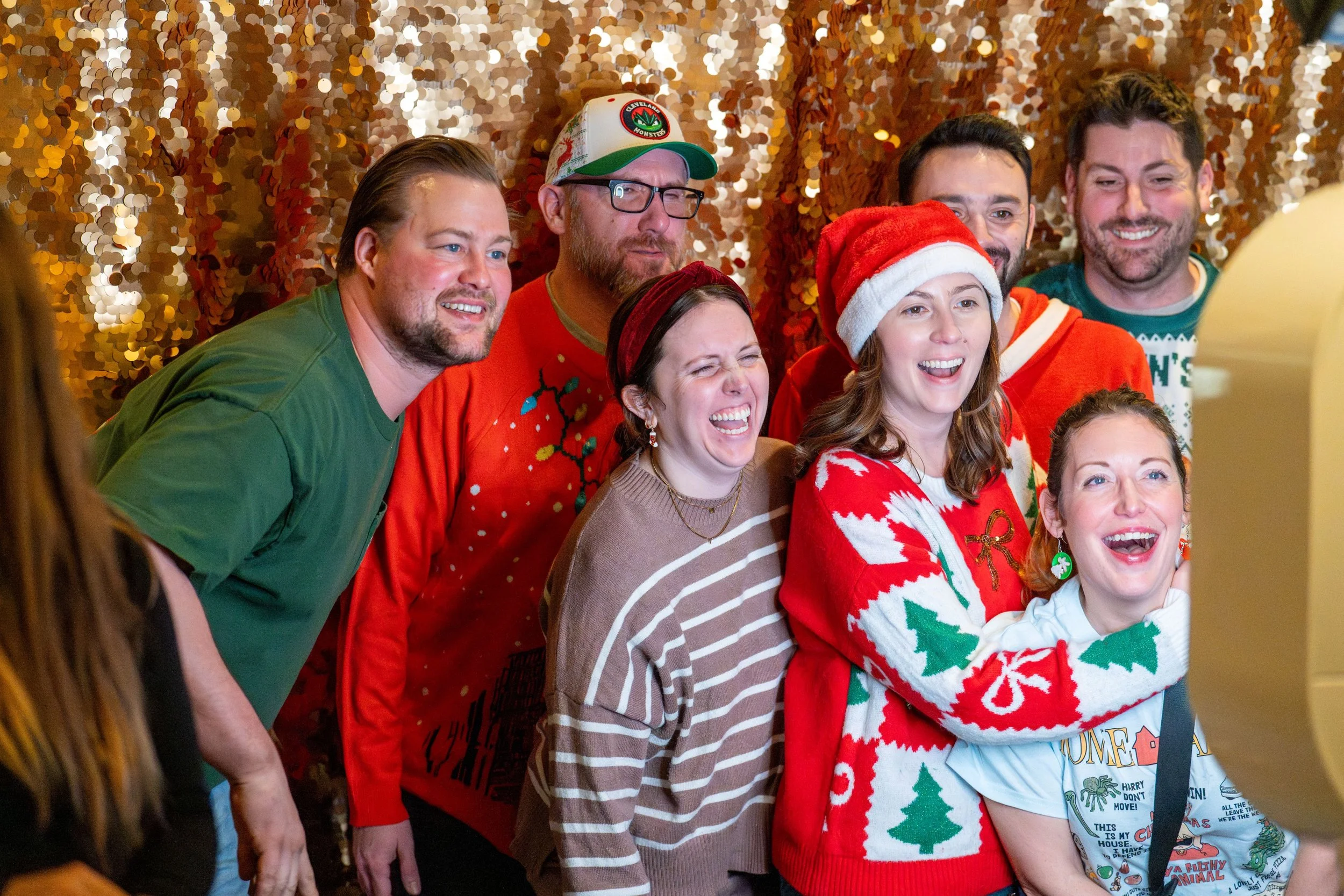 GoodTidingsBarHolidayTrivia-12.20.25-151.jpg