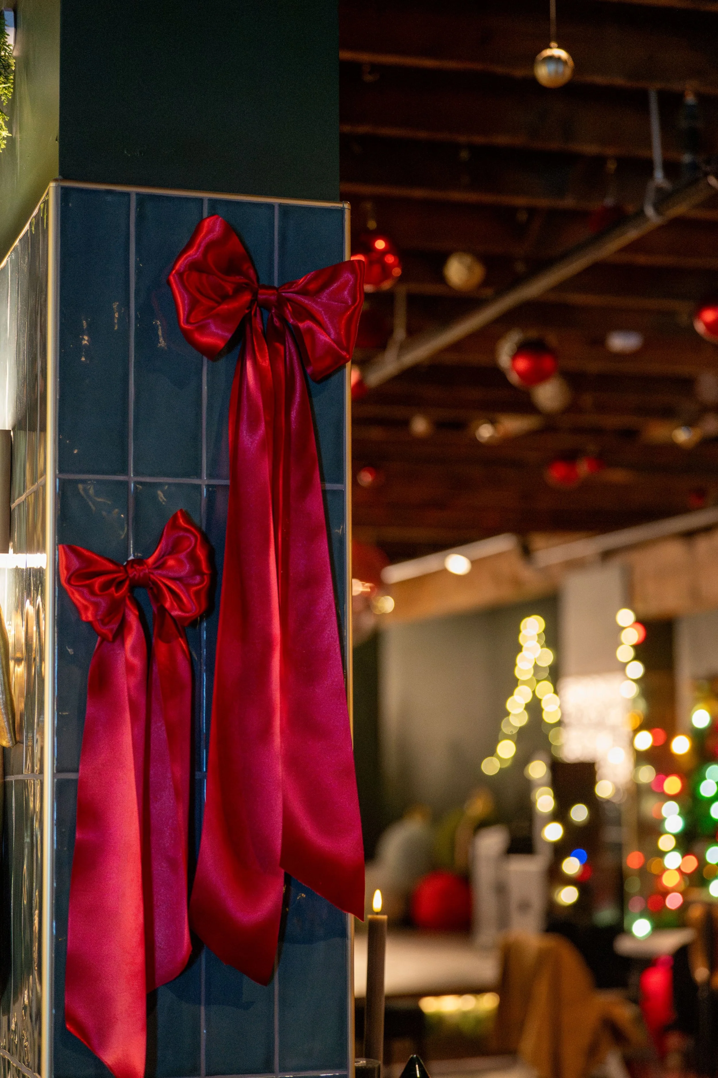 GoodTidingsBarHolidayTrivia-12.20.25-61.jpg