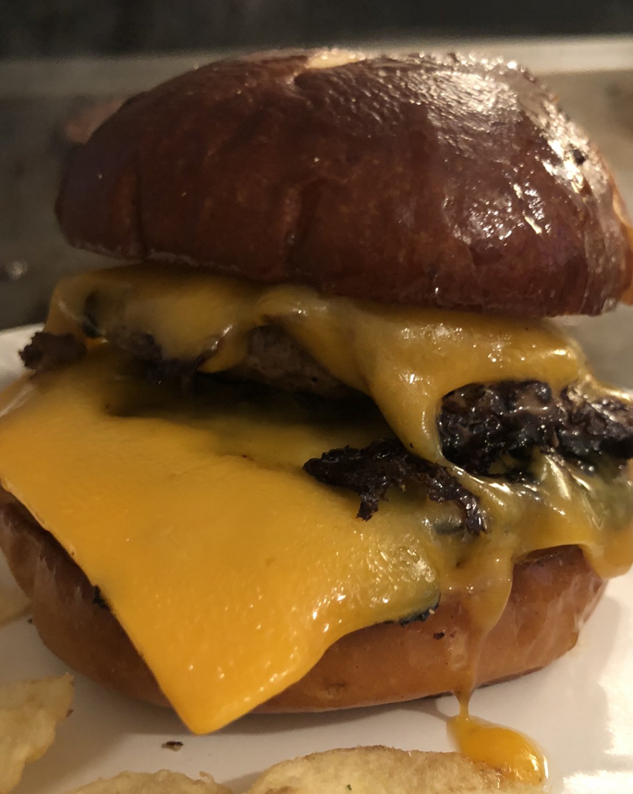 cheeseburger1.jpg