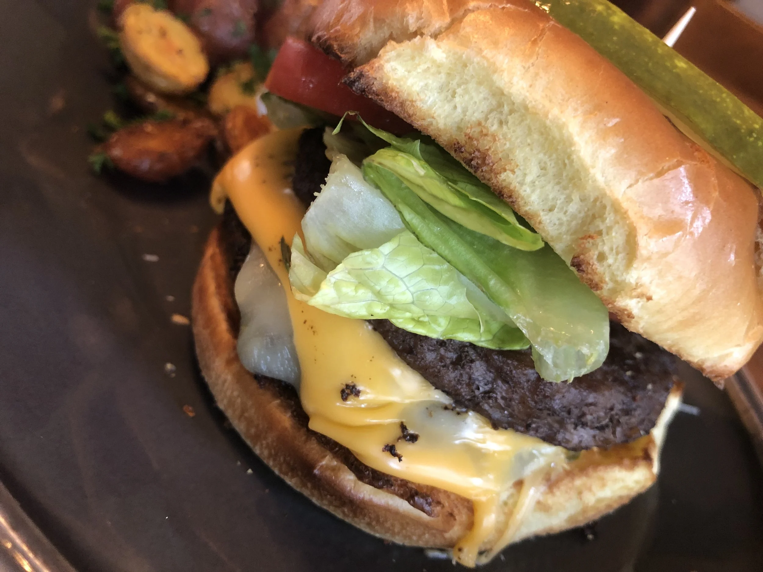 cheeseburger.jpg